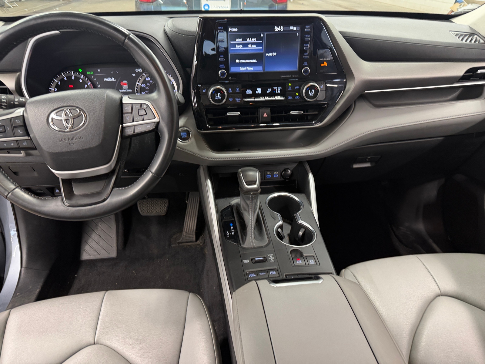 Thumbnail: 2022 Toyota Highlander - 2