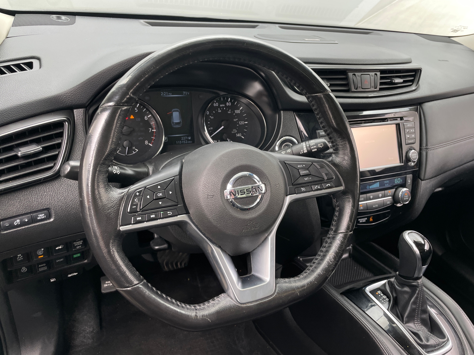 Thumbnail: 2017 Nissan Rogue - 4