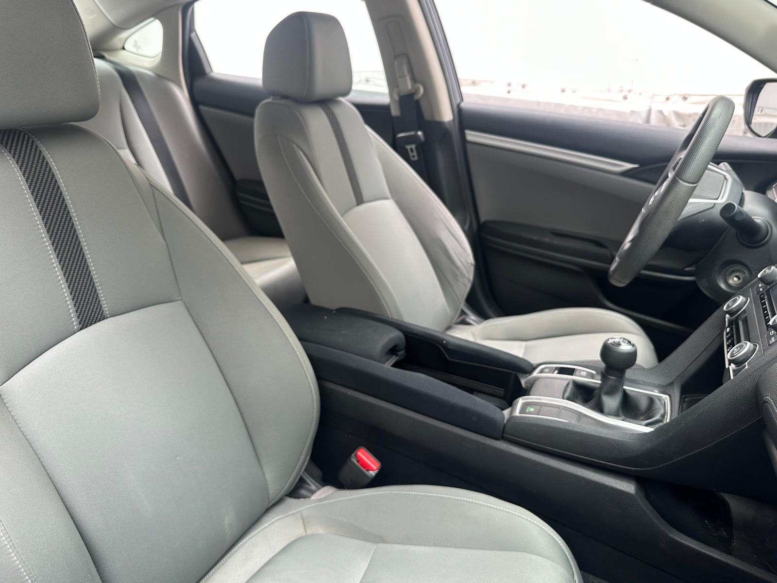 Thumbnail: 2016 Honda Civic - 2