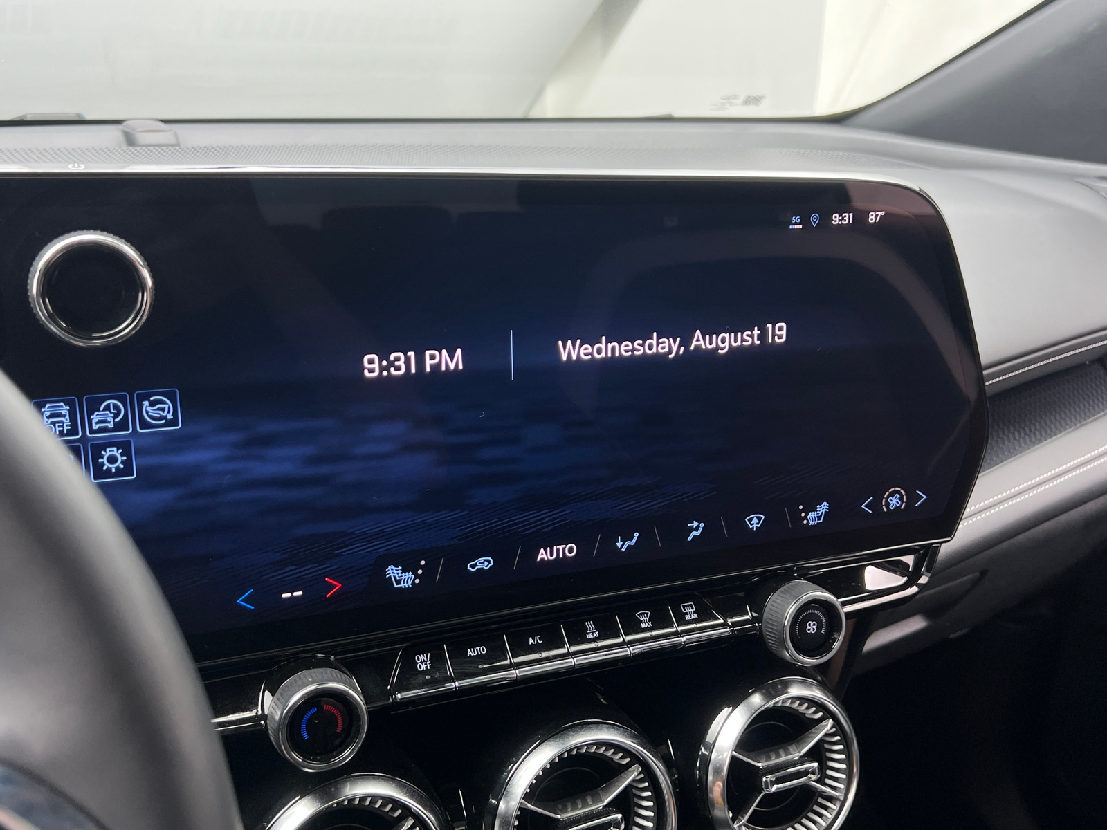 Thumbnail: 2024 Chevrolet Blazer EV - 3