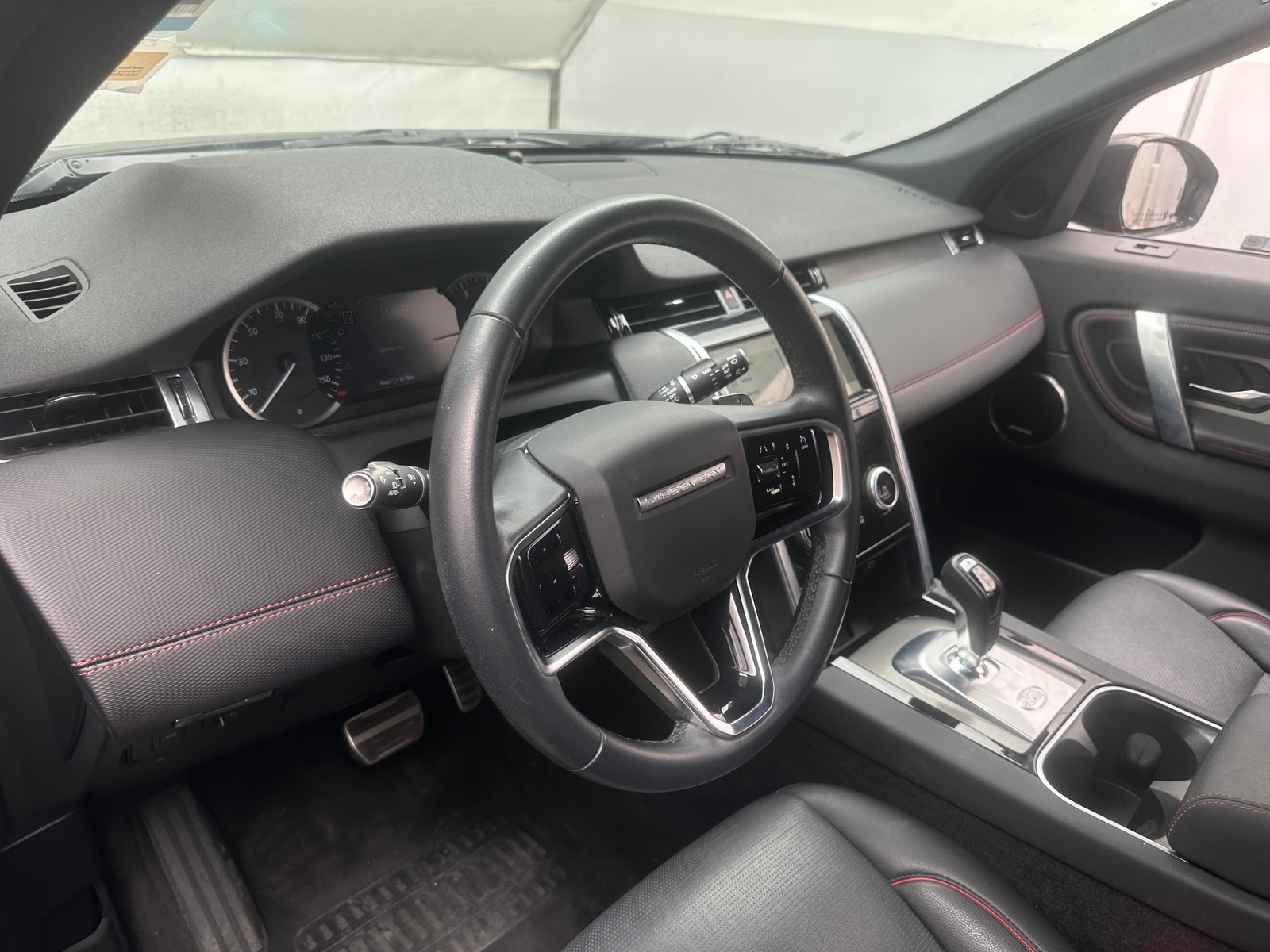 Thumbnail: 2023 Land Rover Discovery Sport - 2