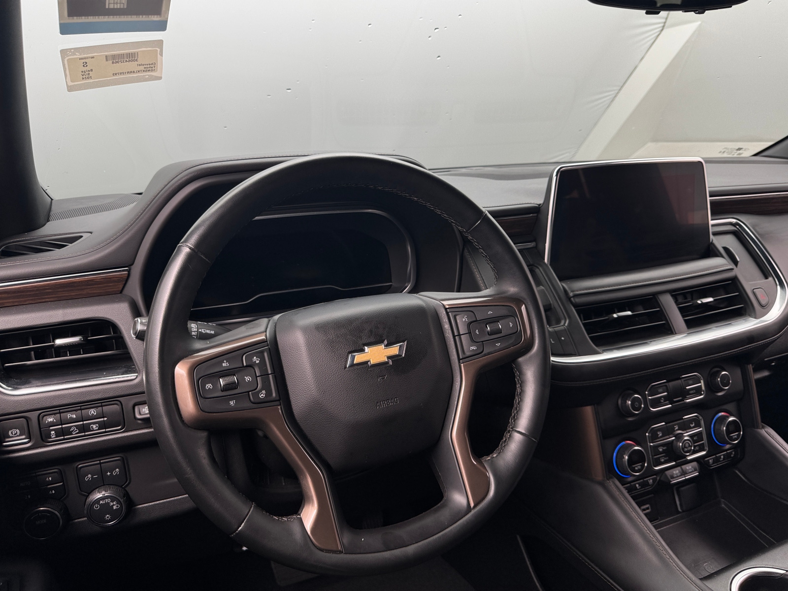 Thumbnail: 2024 Chevrolet Tahoe - 4