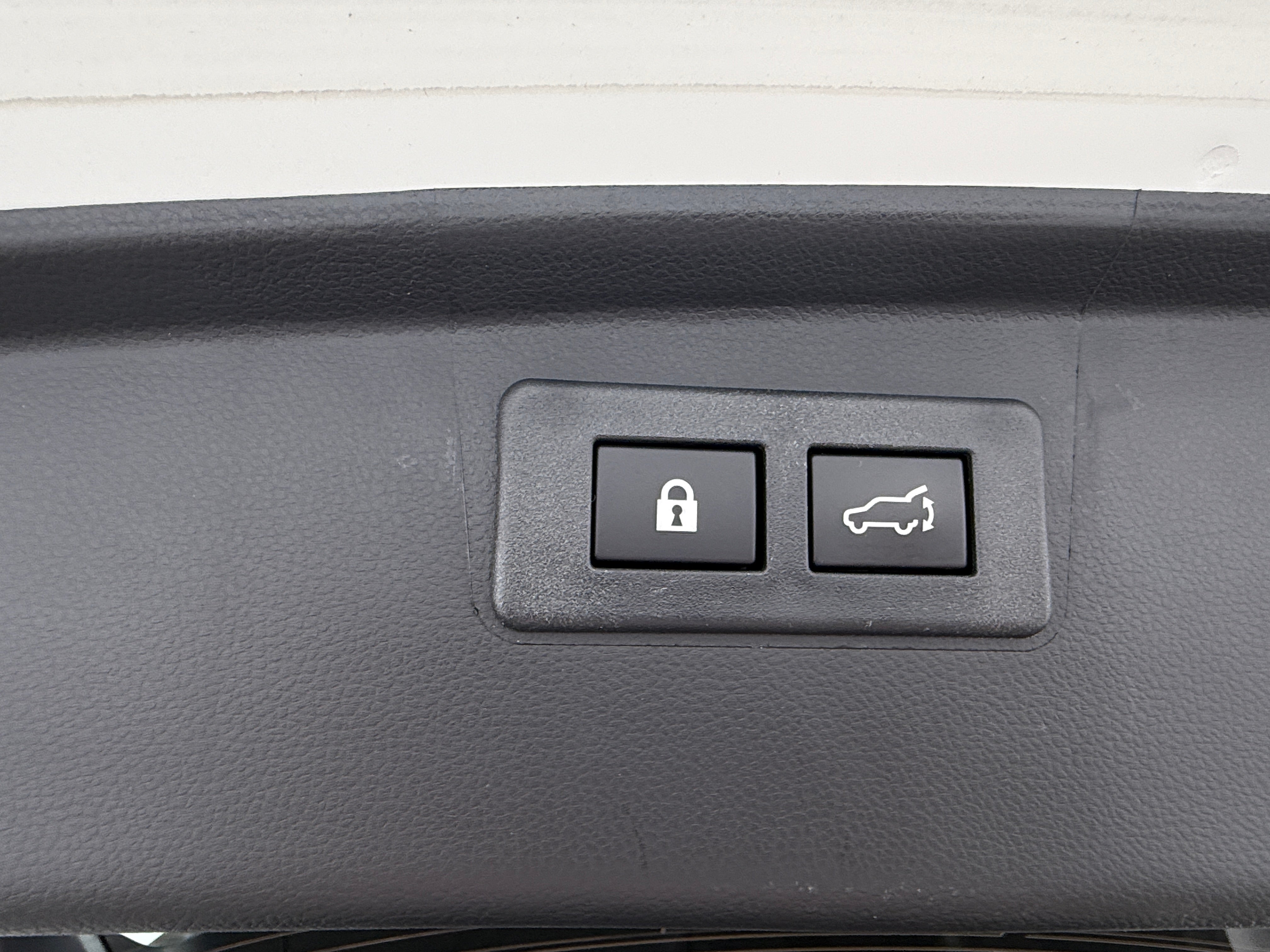 4S4BTAFC1R3204854