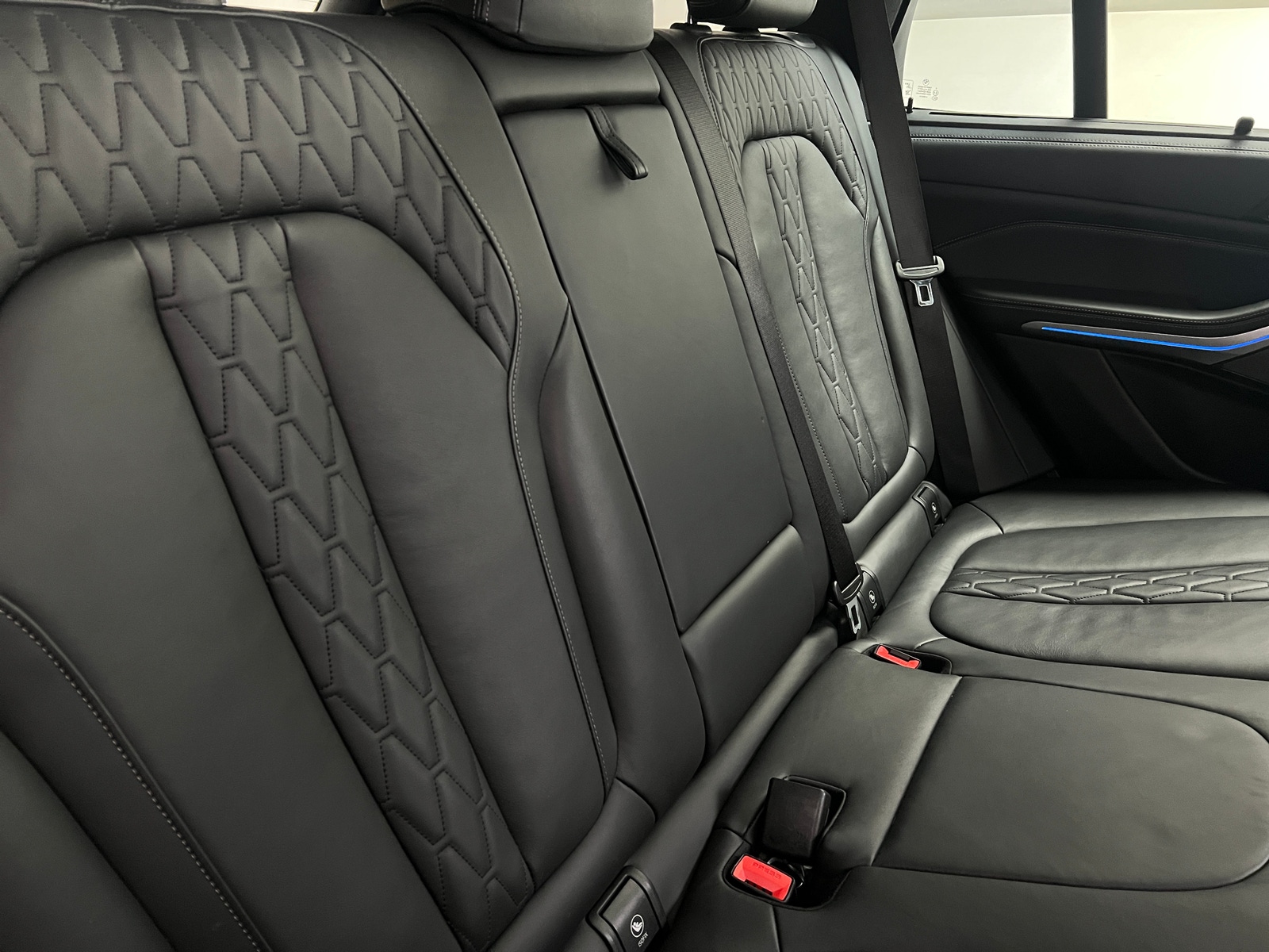 Thumbnail: 2021 BMW X5 - 5