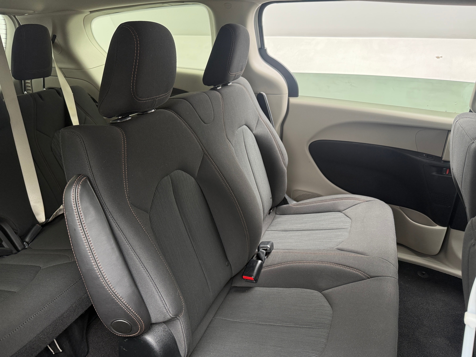 Thumbnail: 2019 Chrysler Pacifica - 6