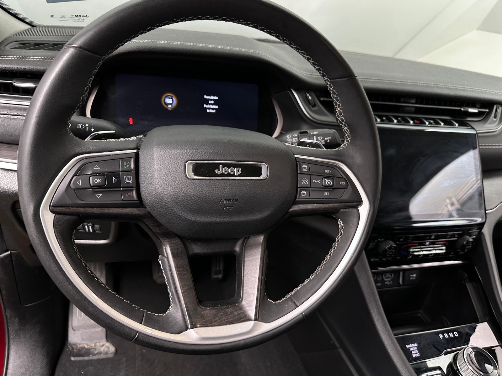 Thumbnail: 2023 Jeep Grand Cherokee L - 4