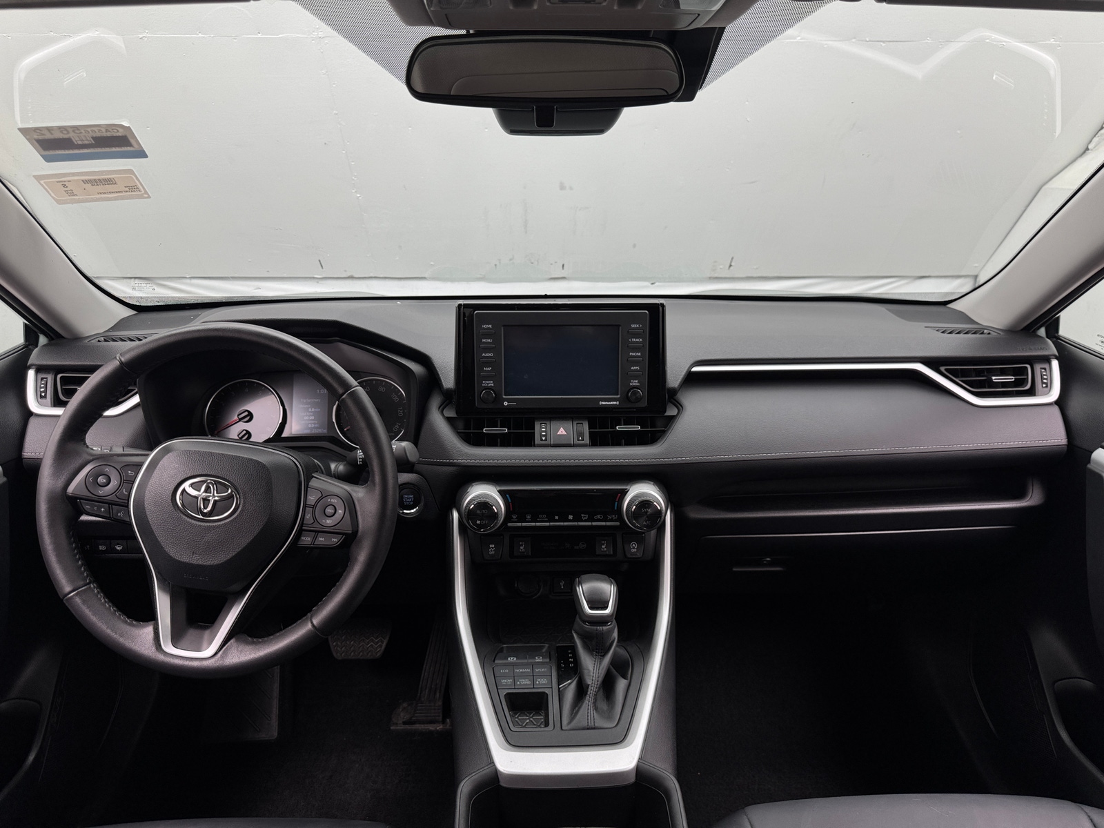 Thumbnail: 2022 Toyota RAV4 - 2