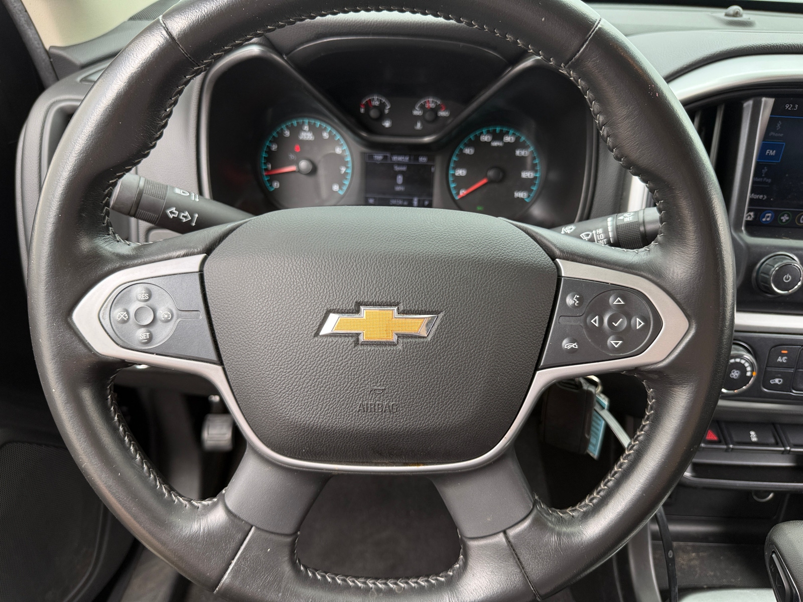 Thumbnail: 2022 Chevrolet Colorado - 5