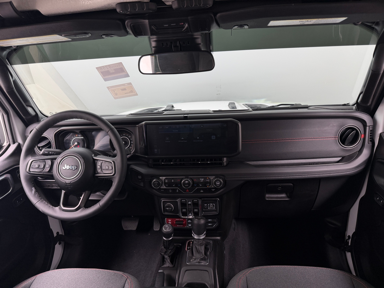 Thumbnail: 2025 Jeep Gladiator - 3