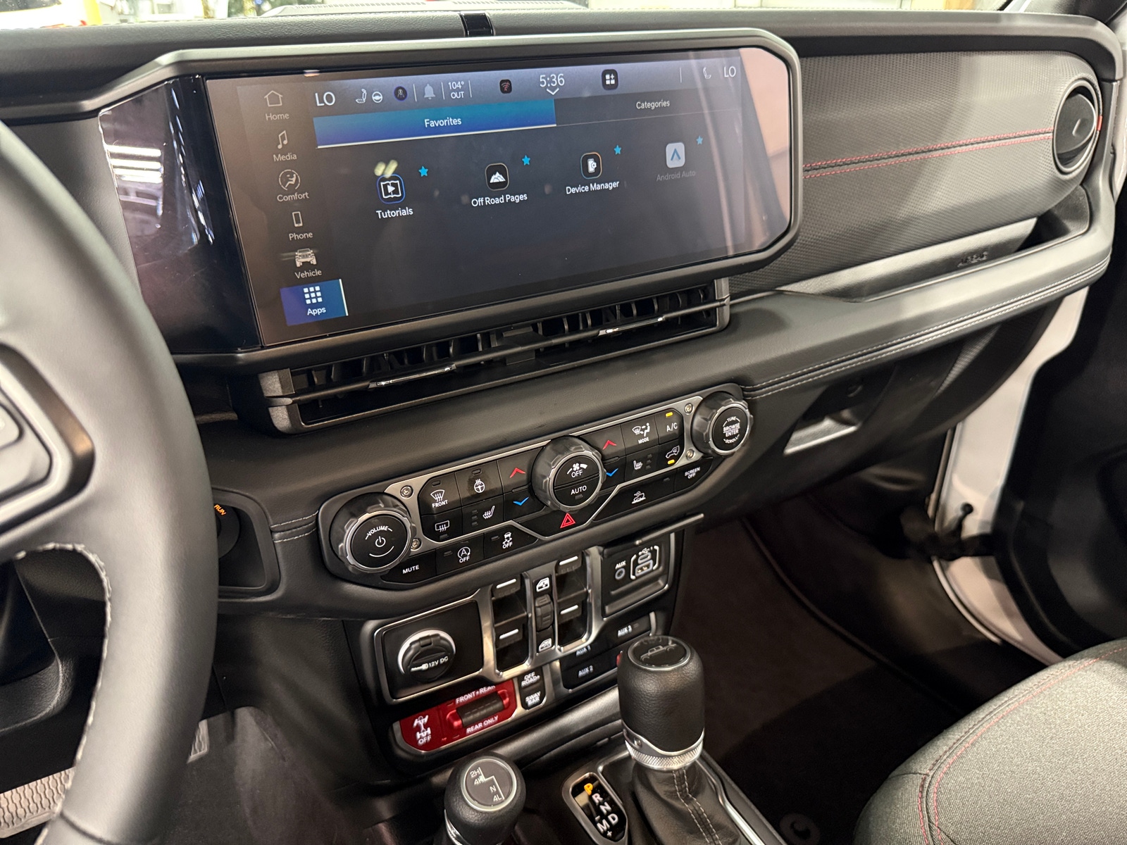 Thumbnail: 2025 Jeep Gladiator - 4