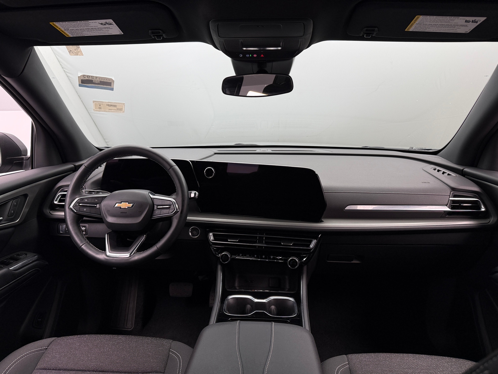 Thumbnail: 2026 Chevrolet Traverse - 3
