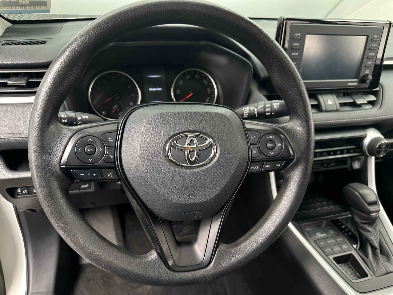 Thumbnail: 2021 Toyota RAV4 - 4