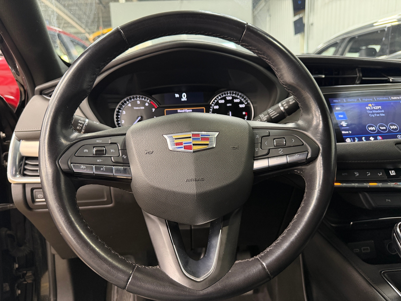 Thumbnail: 2023 Cadillac XT4 - 4
