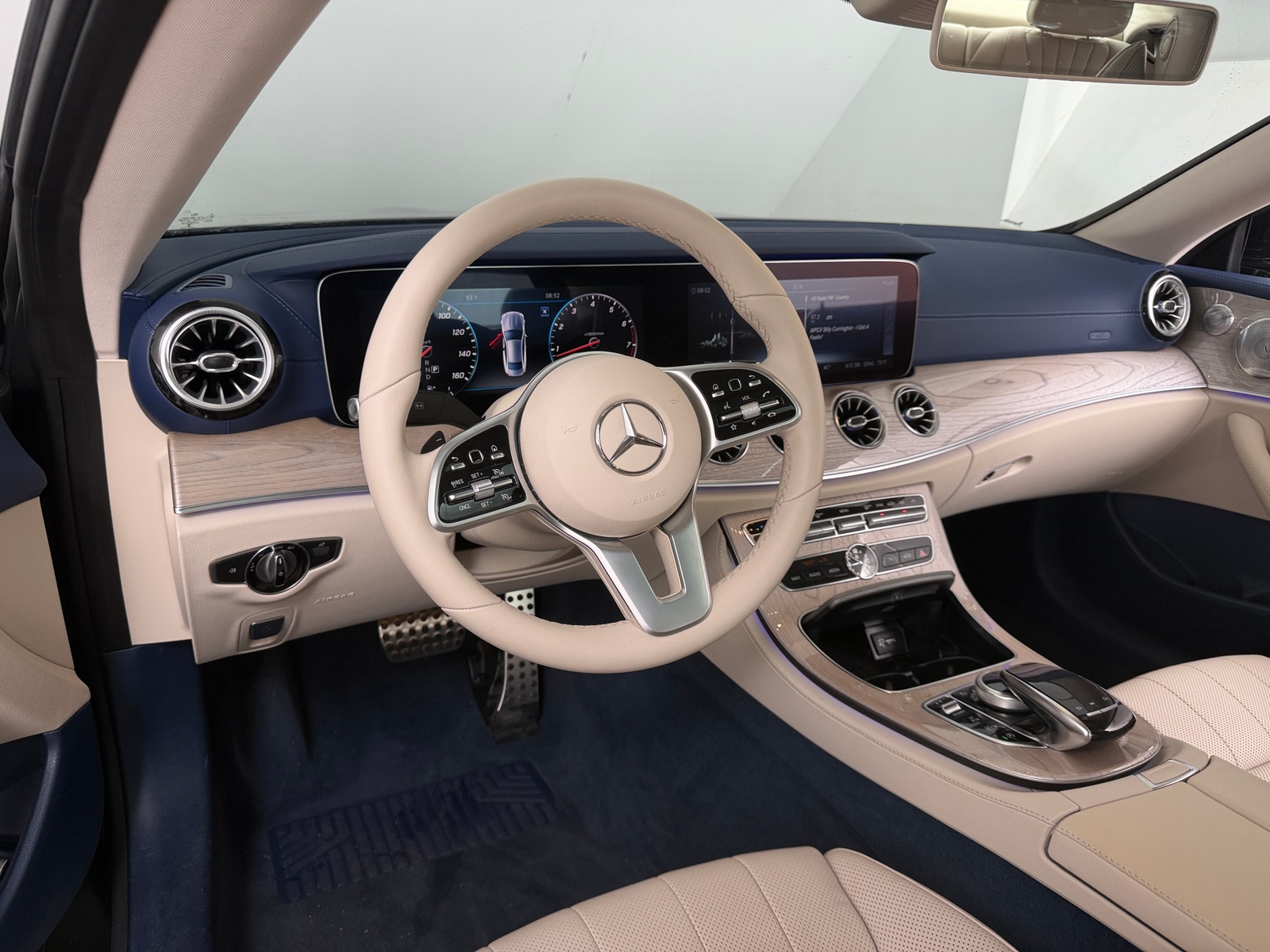Thumbnail: 2019 Mercedes-Benz E-Class - 3