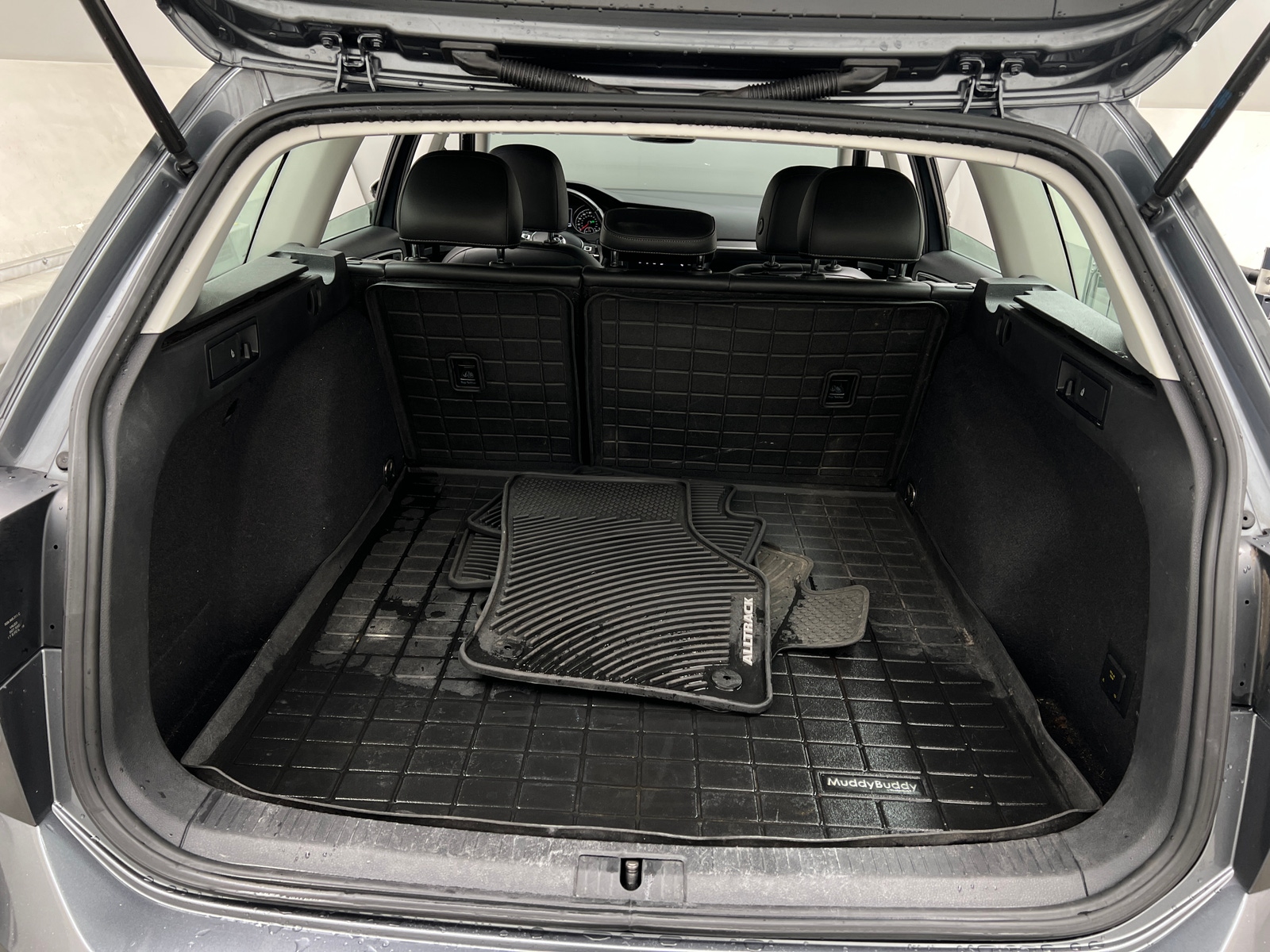 Thumbnail: 2019 Volkswagen Golf - 6