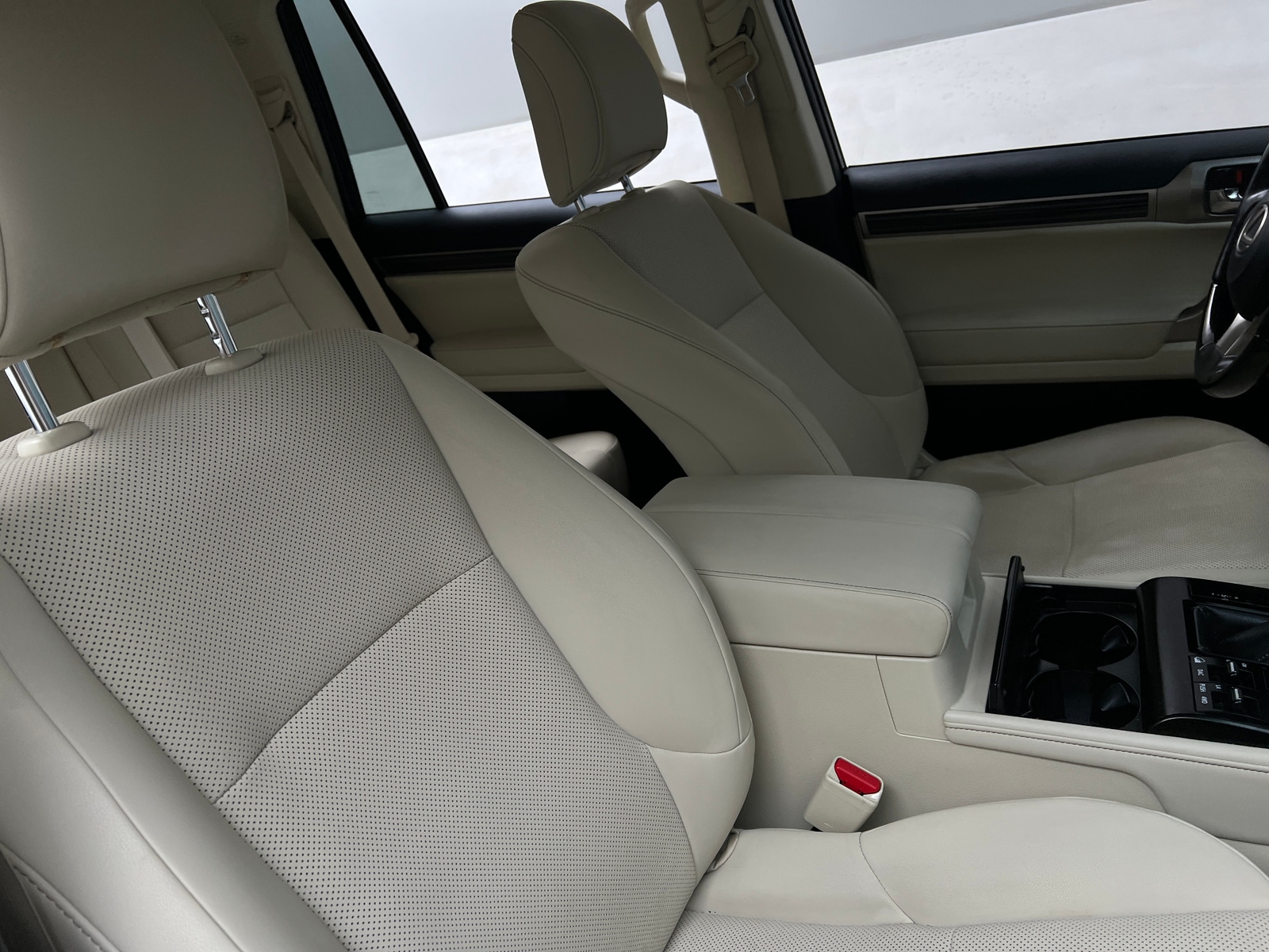 Thumbnail: 2021 Lexus GX - 2