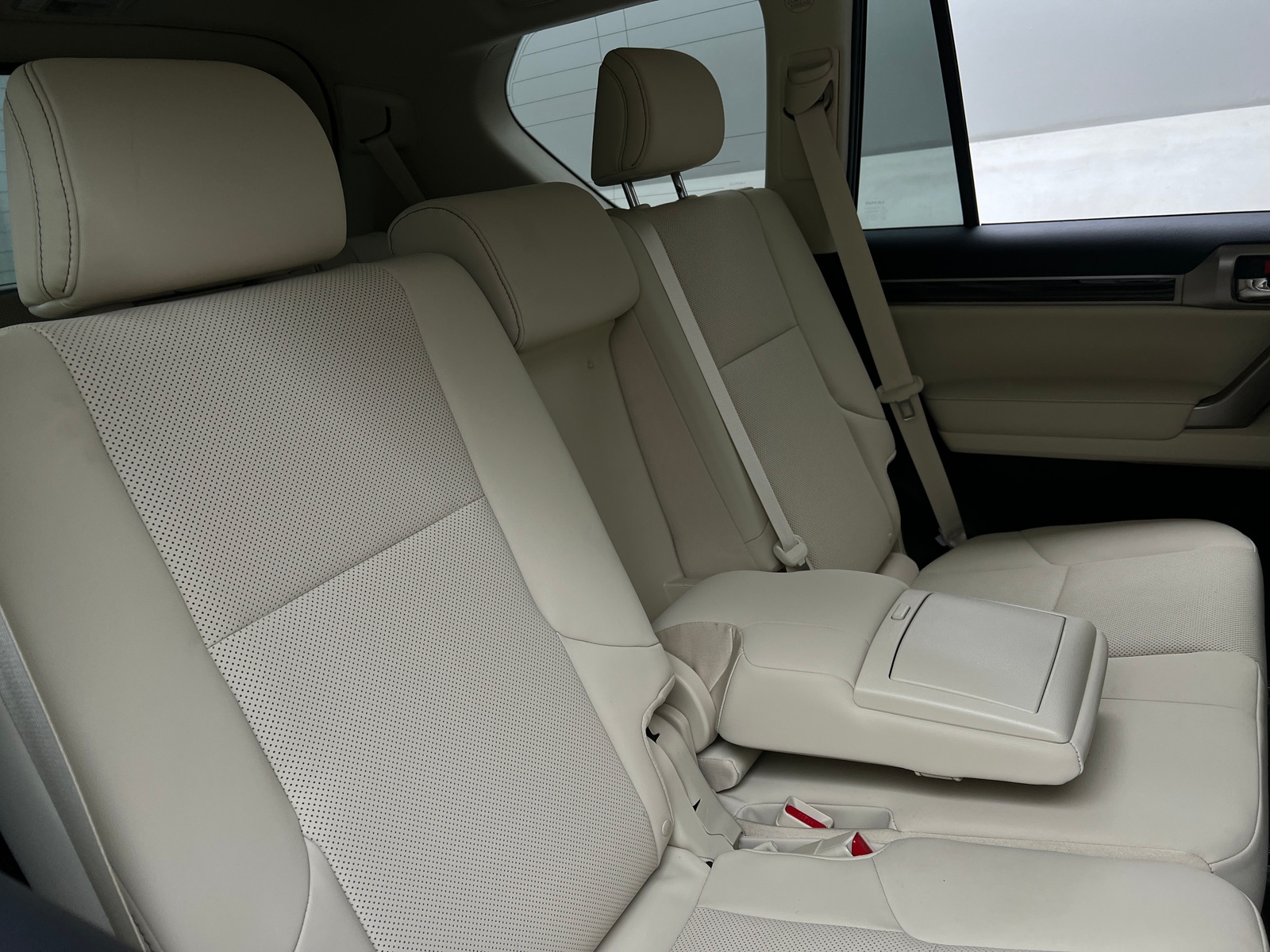 Thumbnail: 2021 Lexus GX - 6