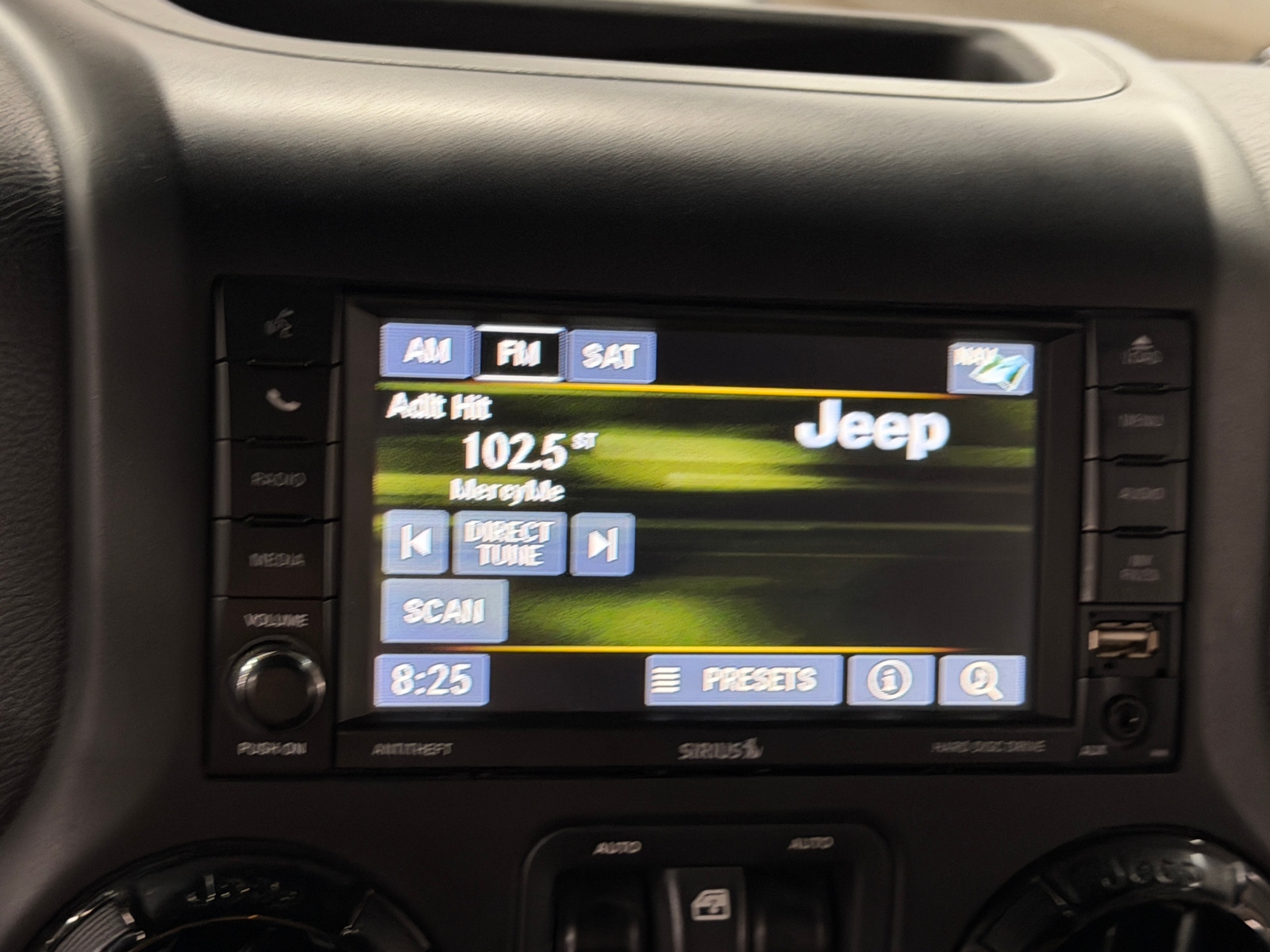 Thumbnail: 2017 Jeep Wrangler - 4