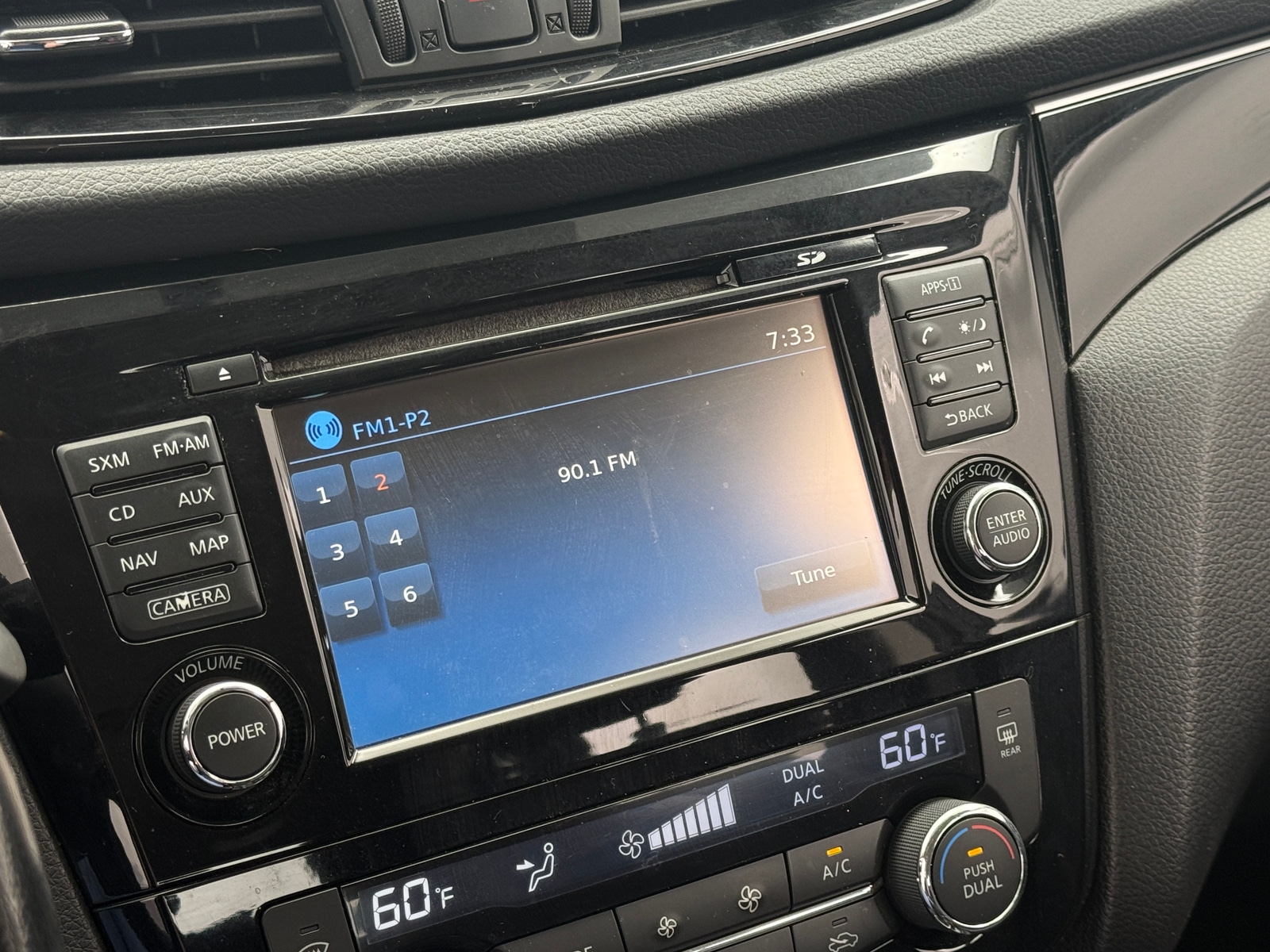 Thumbnail: 2018 Nissan Rogue Sport - 3