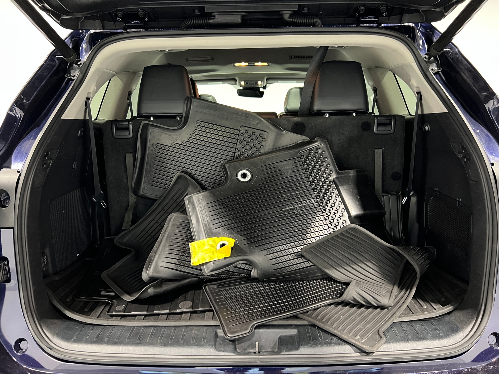 Thumbnail: 2021 Toyota Highlander - 6