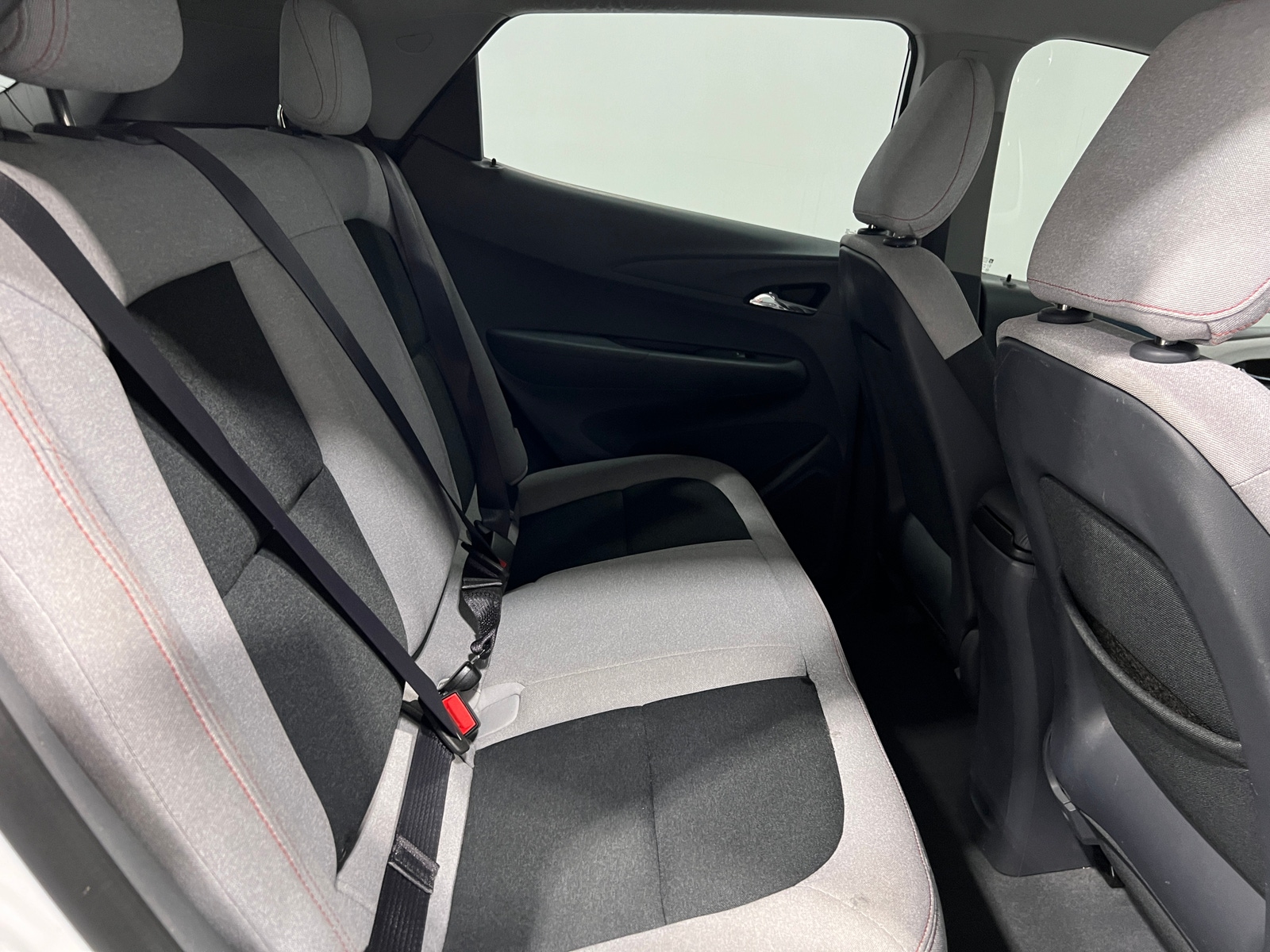 Thumbnail: 2017 Chevrolet Bolt EV - 6