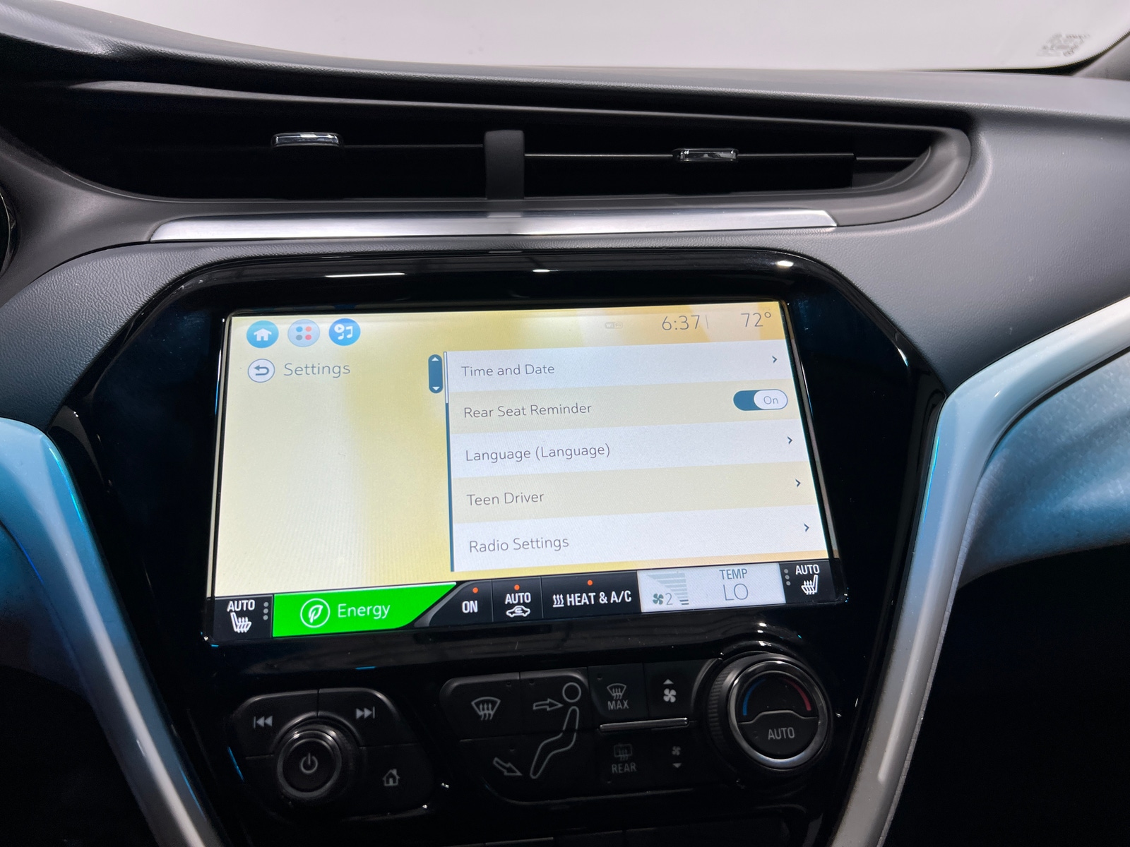 Thumbnail: 2017 Chevrolet Bolt EV - 4