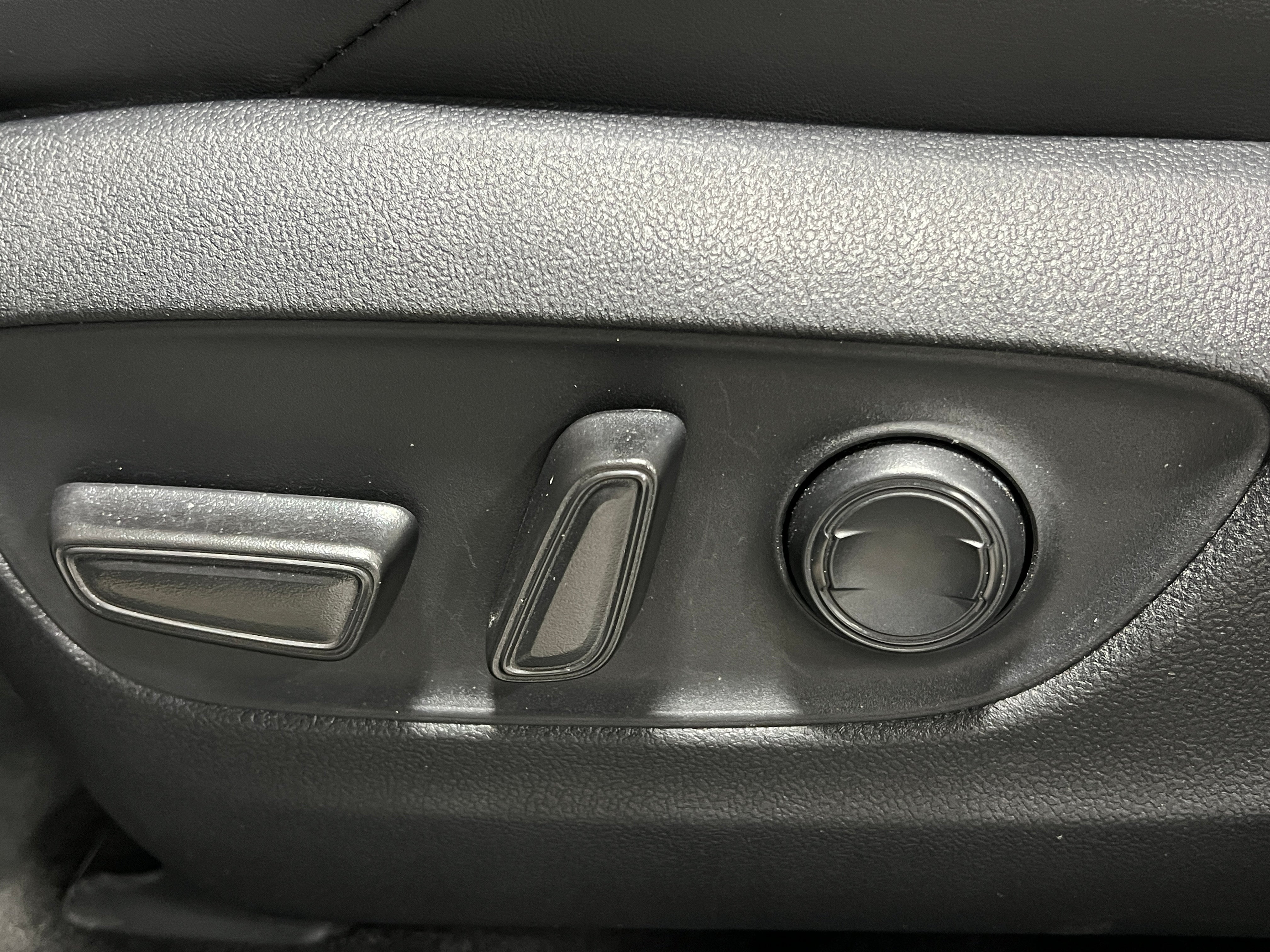 2023 Toyota RAV4 Adventure - Photo 3
