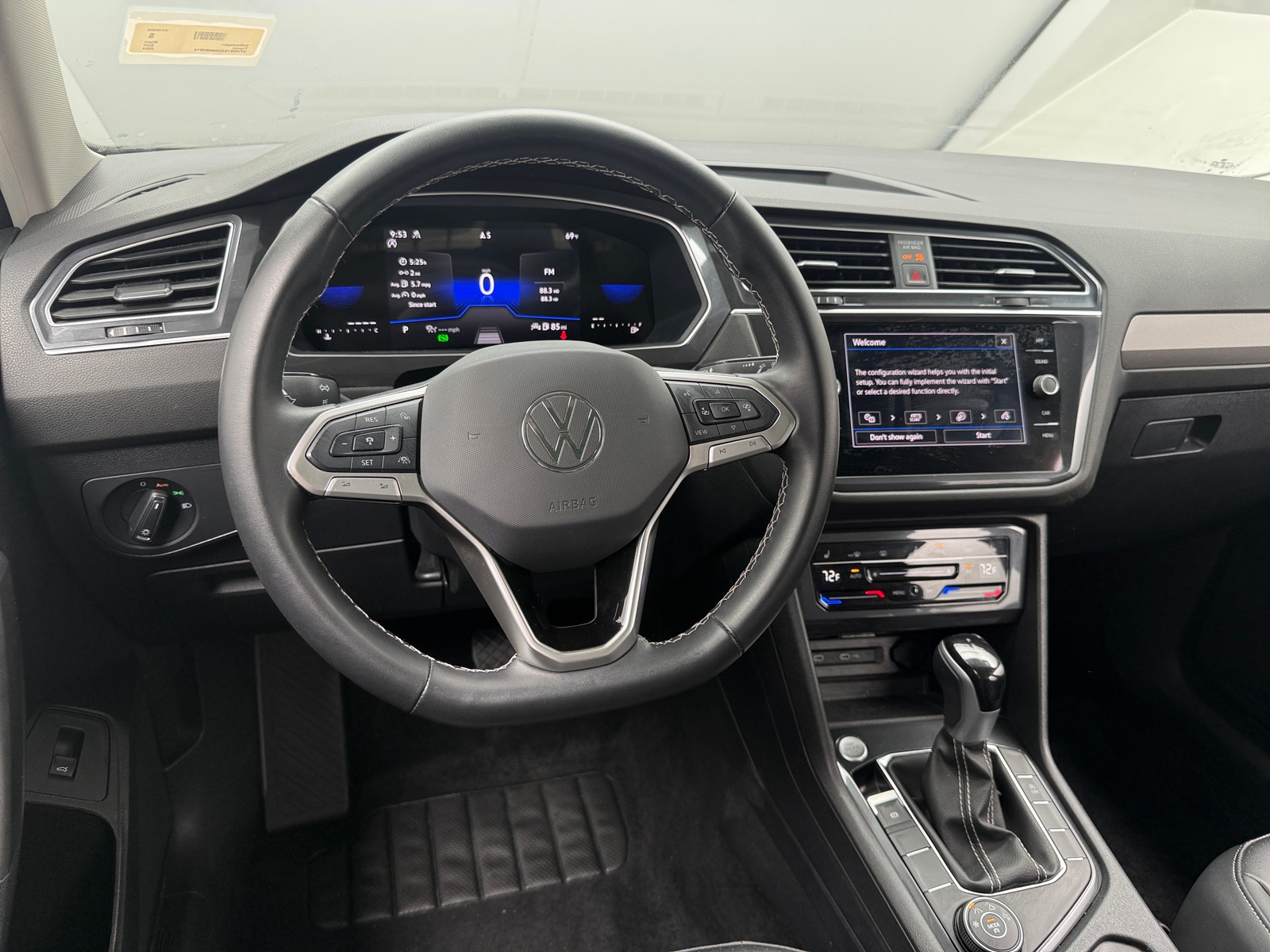 Thumbnail: 2024 Volkswagen Tiguan - 5