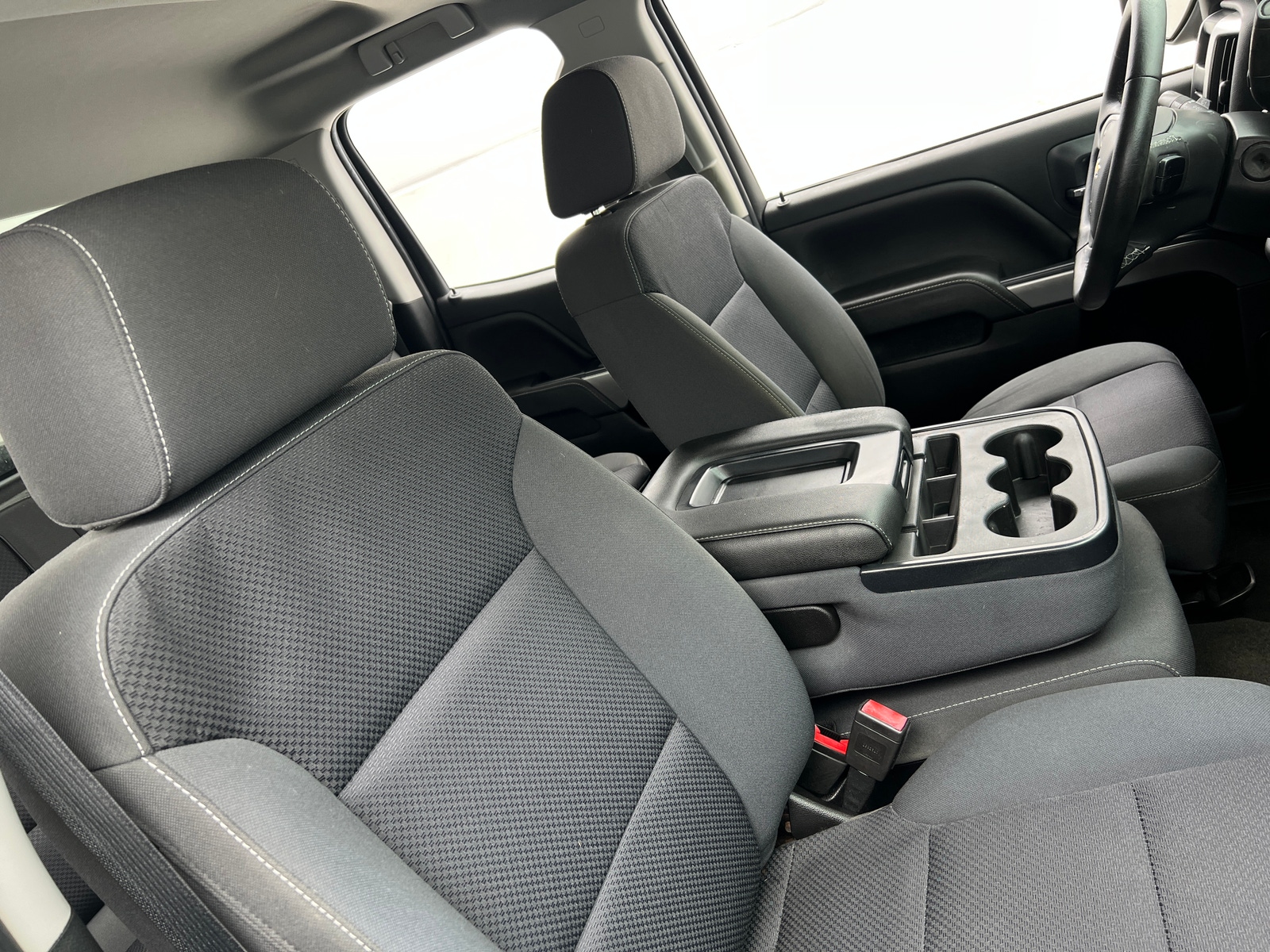 Thumbnail: 2018 Chevrolet Silverado 1500 - 2