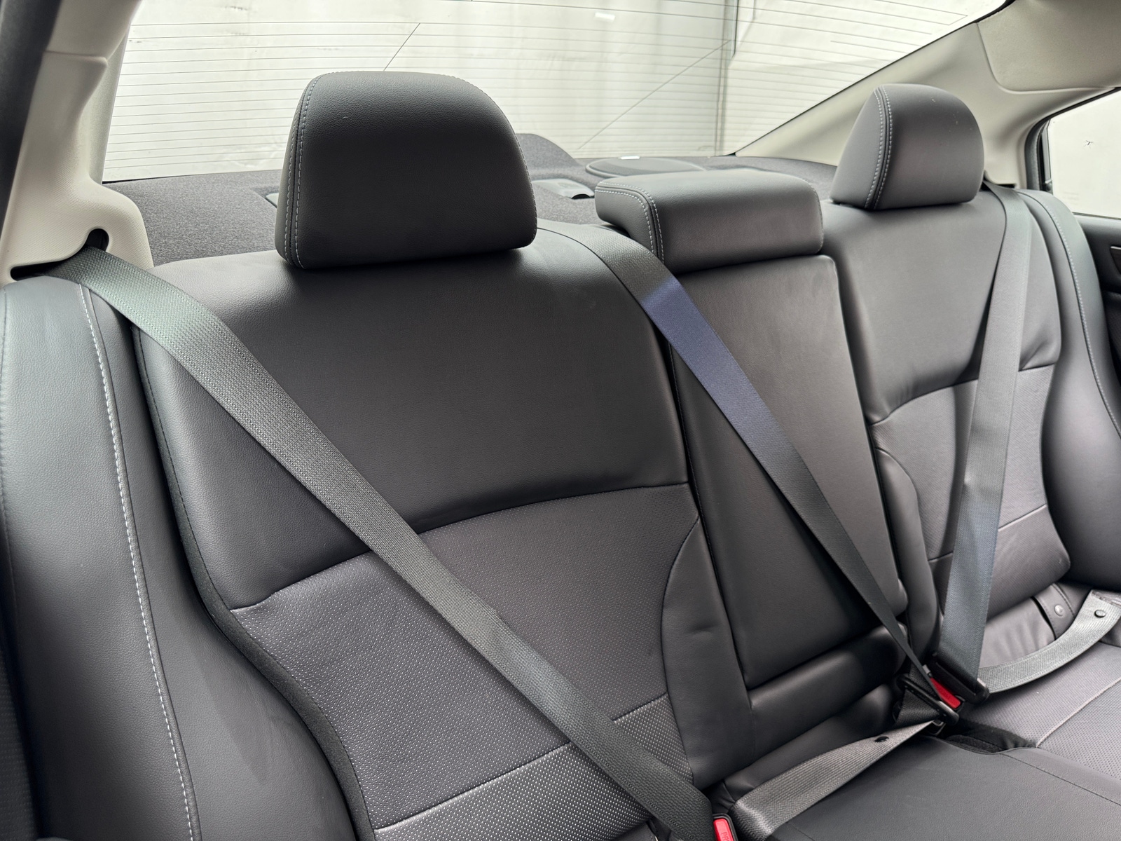 Thumbnail: 2016 Subaru Legacy - 5
