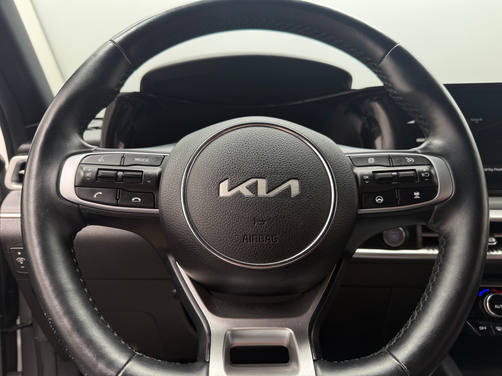 Thumbnail: 2024 Kia K5 - 4