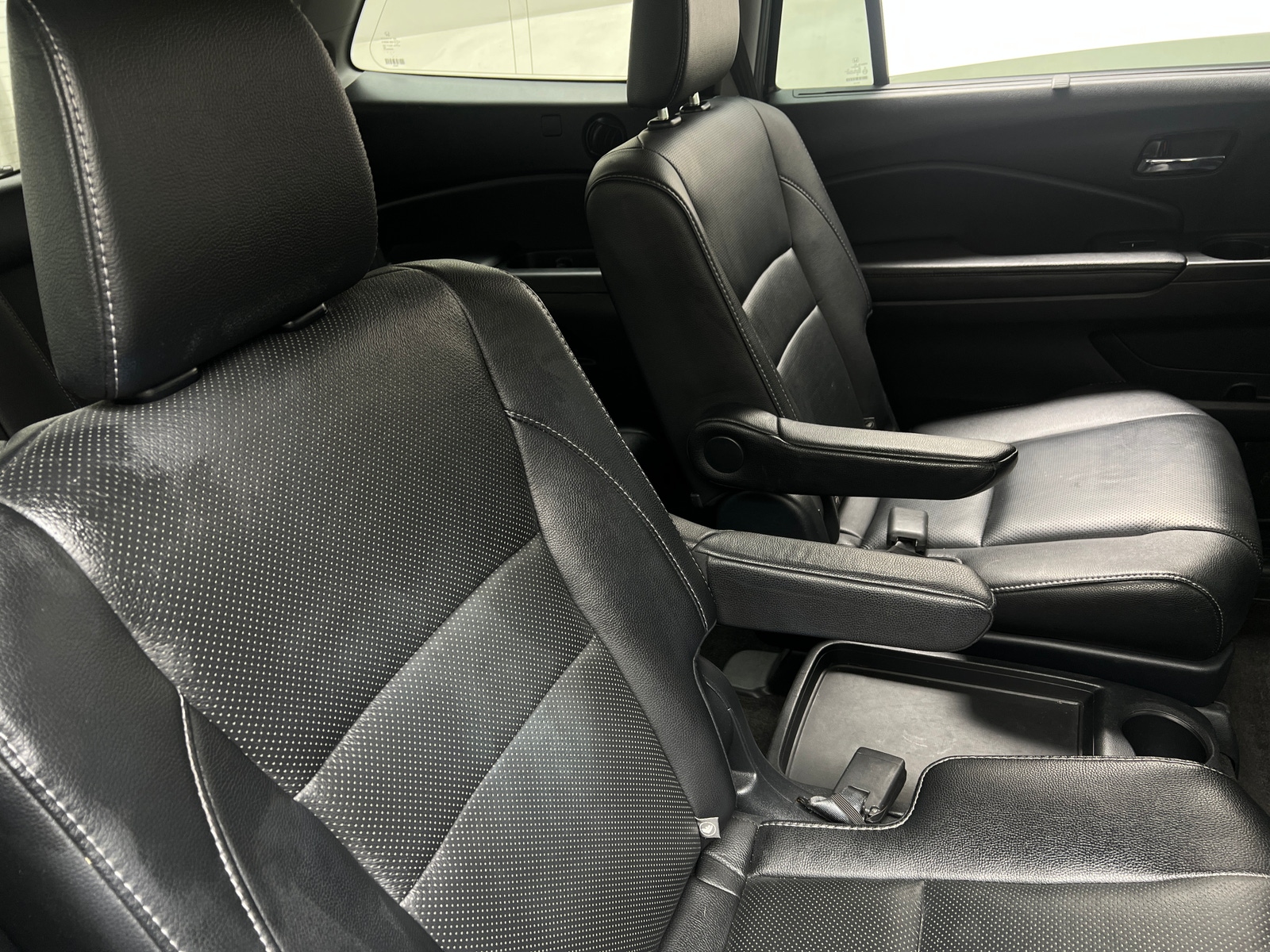 Thumbnail: 2017 Honda Pilot - 5