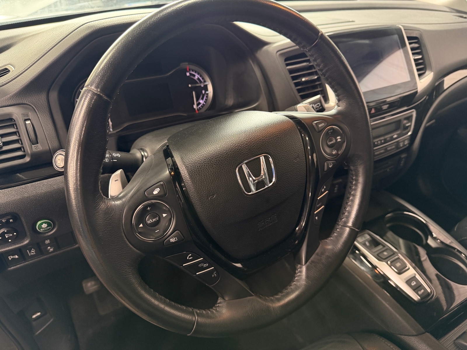Thumbnail: 2016 Honda Pilot - 4