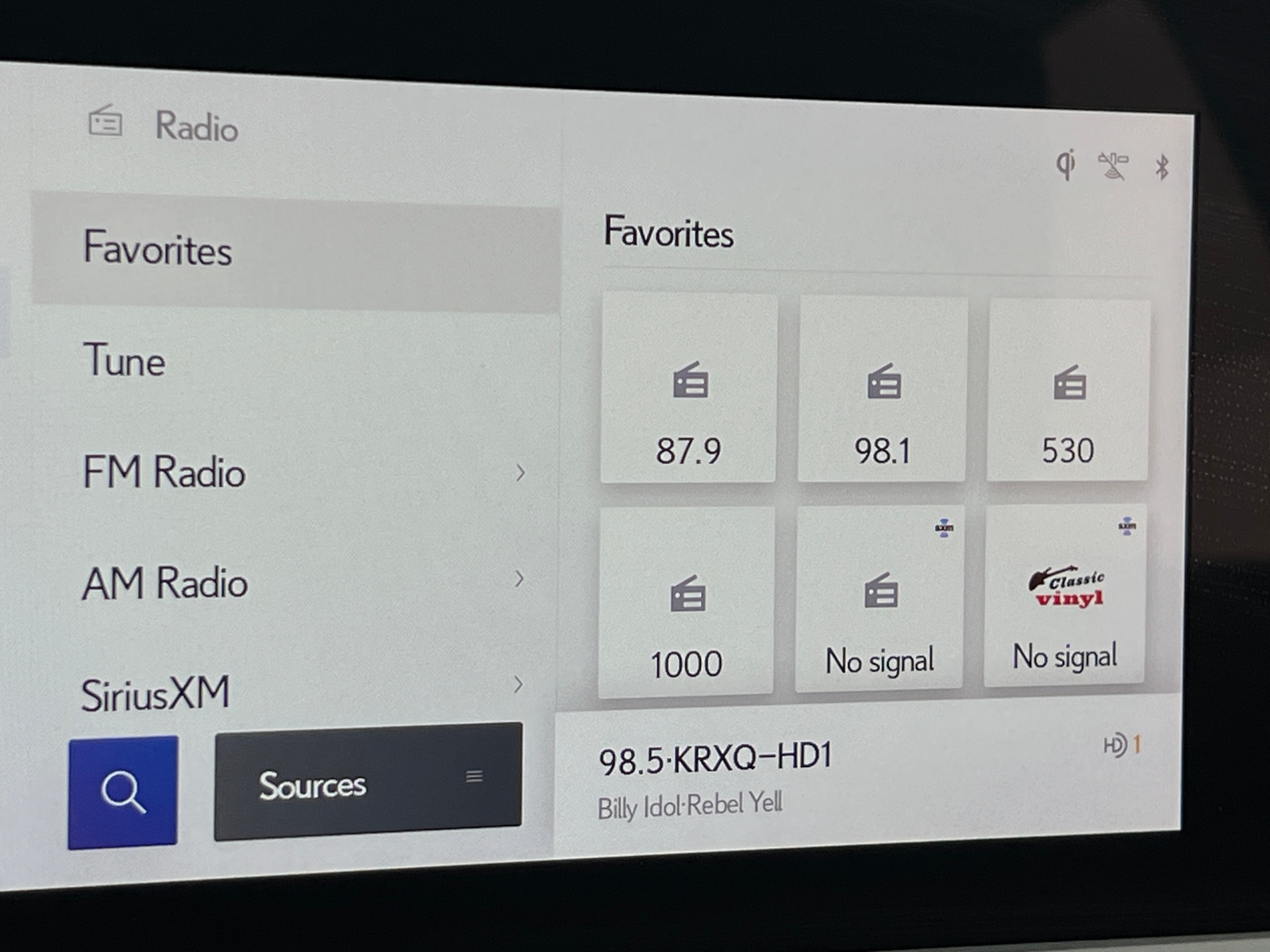 Thumbnail: 2023 Lexus ES - 3