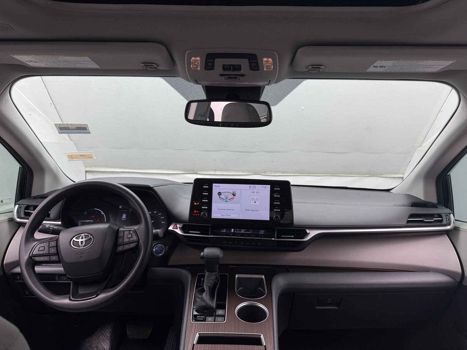 Thumbnail: 2023 Toyota Sienna - 3