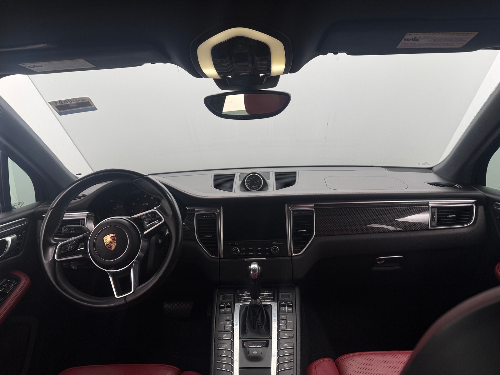 Thumbnail: 2018 Porsche Macan - 2