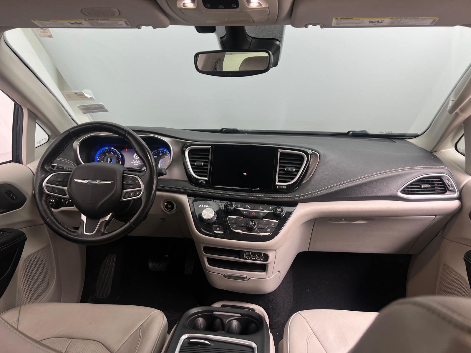 Thumbnail: 2021 Chrysler Pacifica - 2