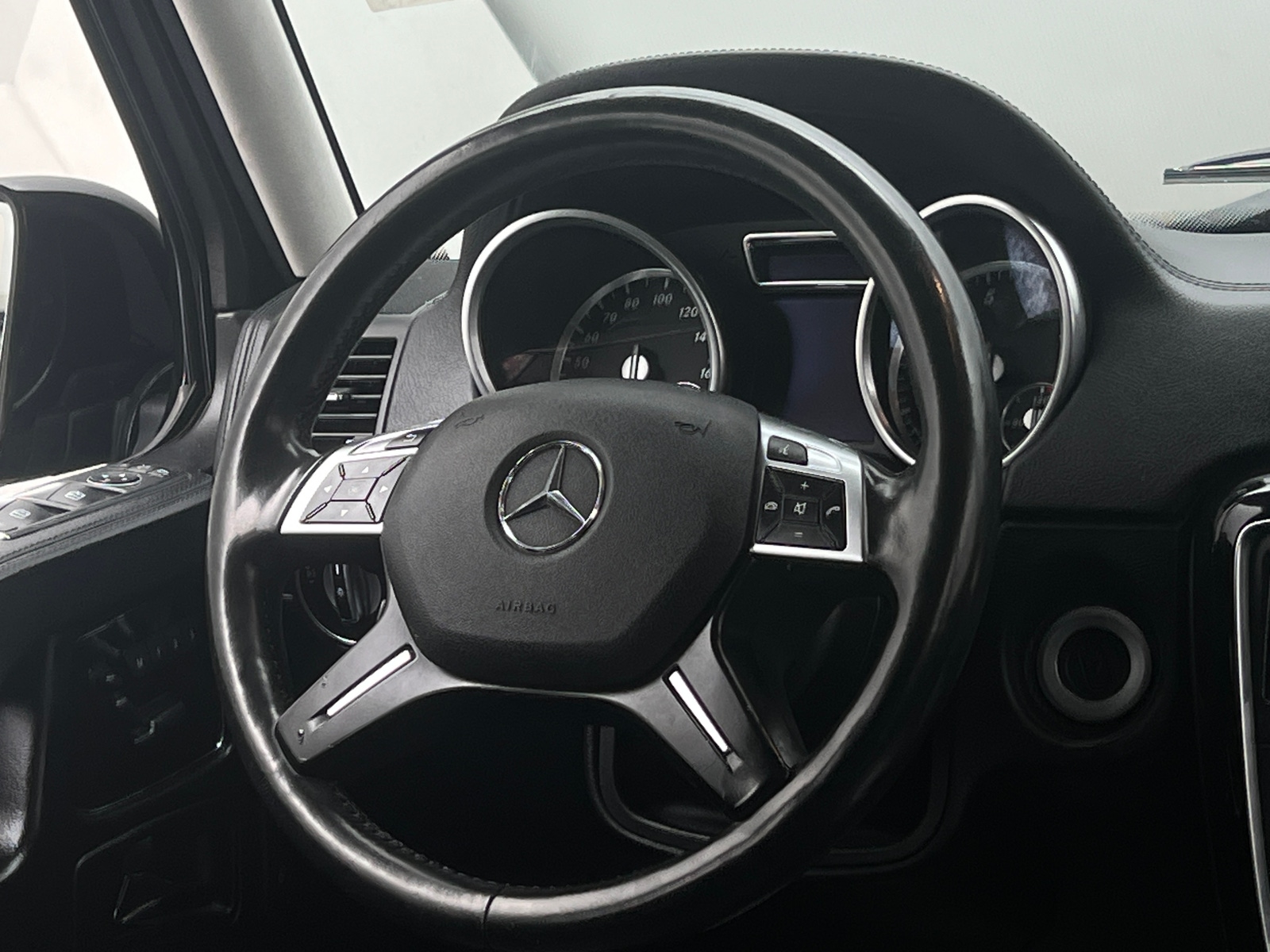 Thumbnail: 2015 Mercedes-Benz G-Class - 4