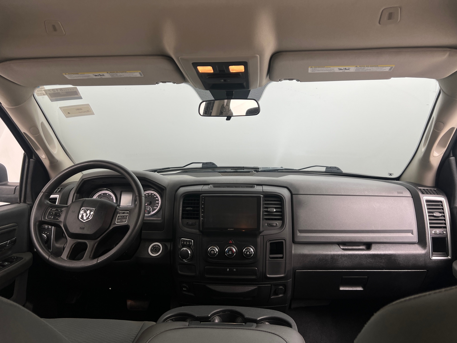 Thumbnail: 2020 RAM 1500 Classic - 3