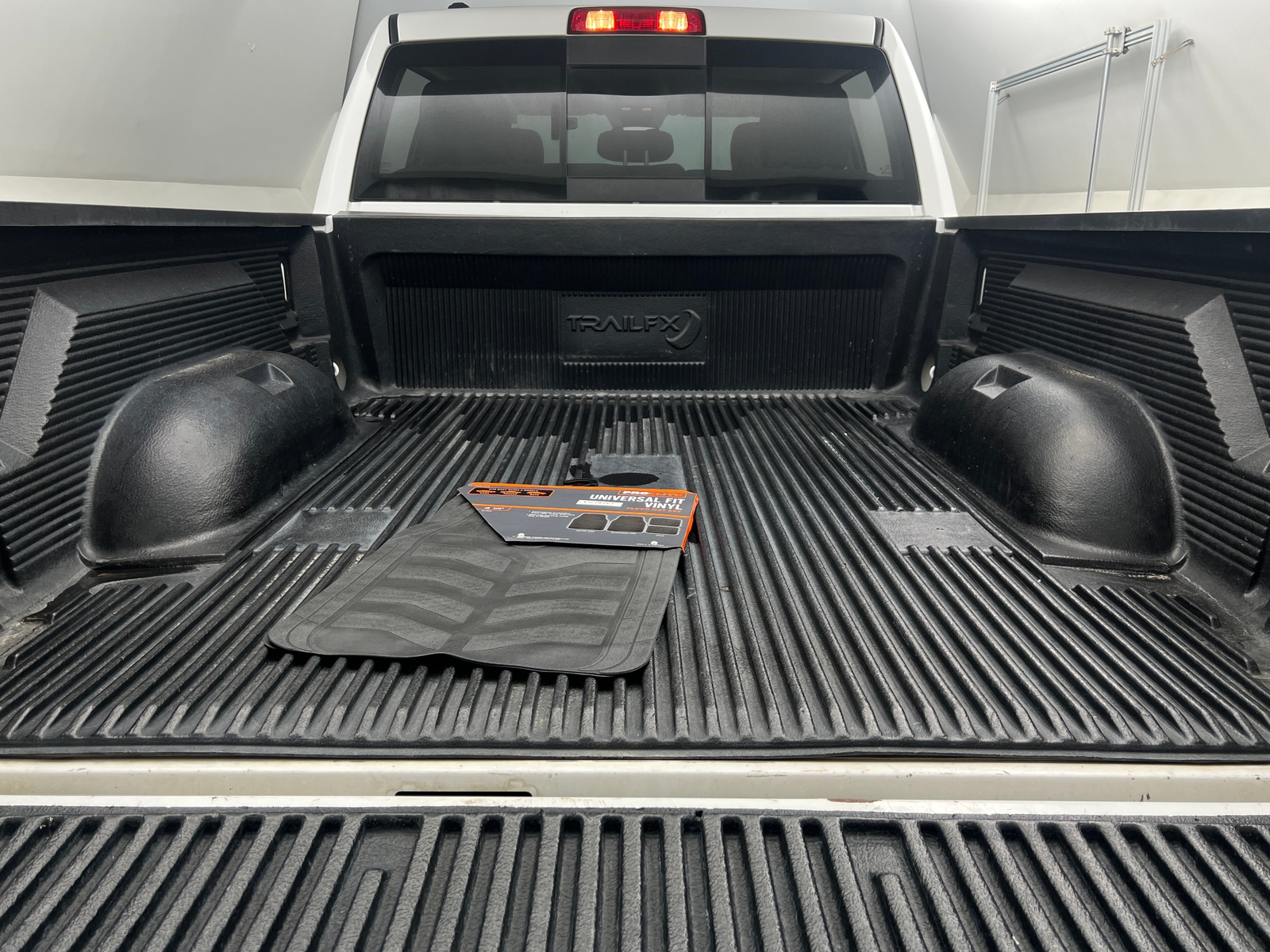 Thumbnail: 2020 RAM 1500 Classic - 7