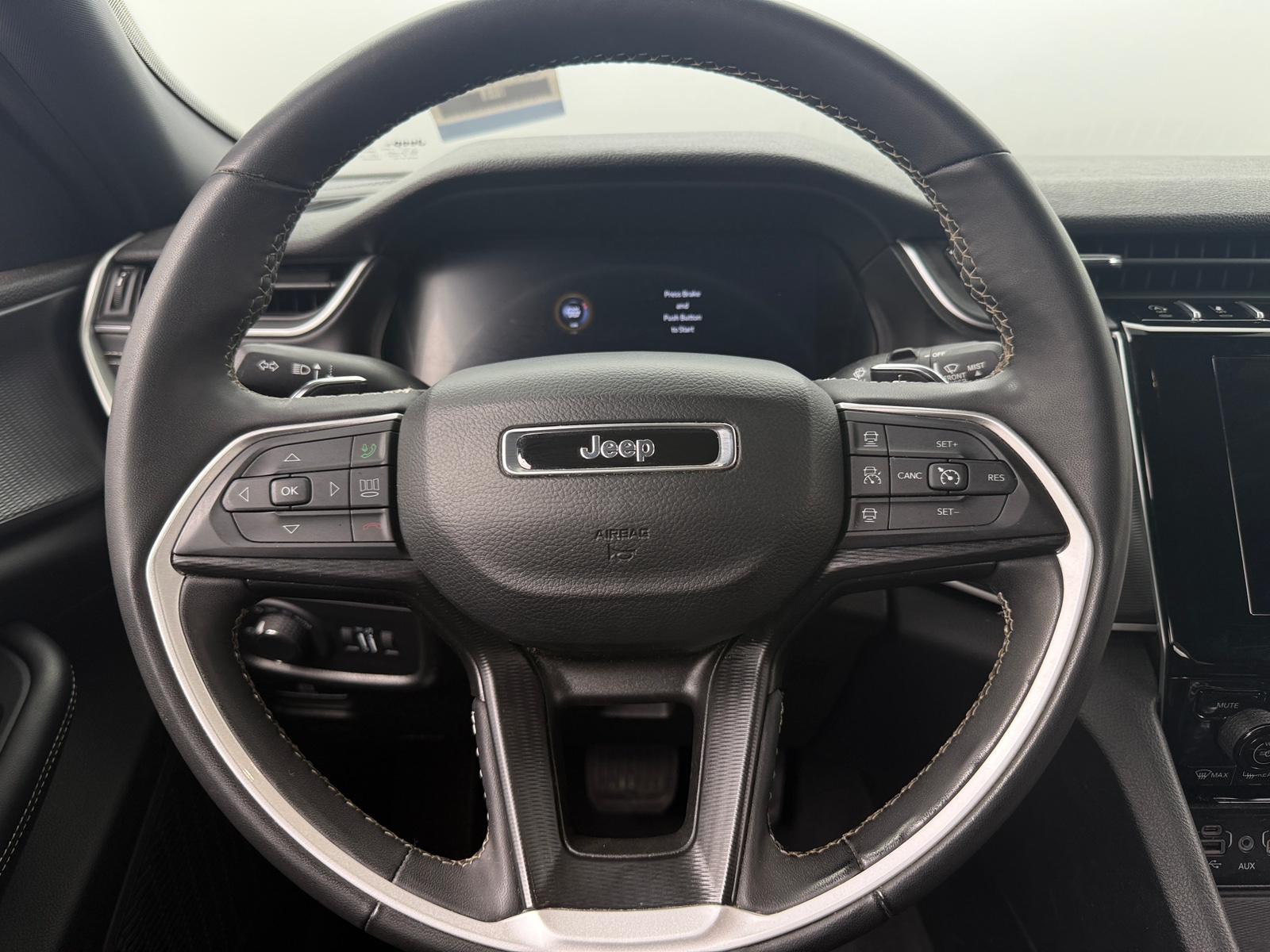 Thumbnail: 2024 Jeep Grand Cherokee L - 5