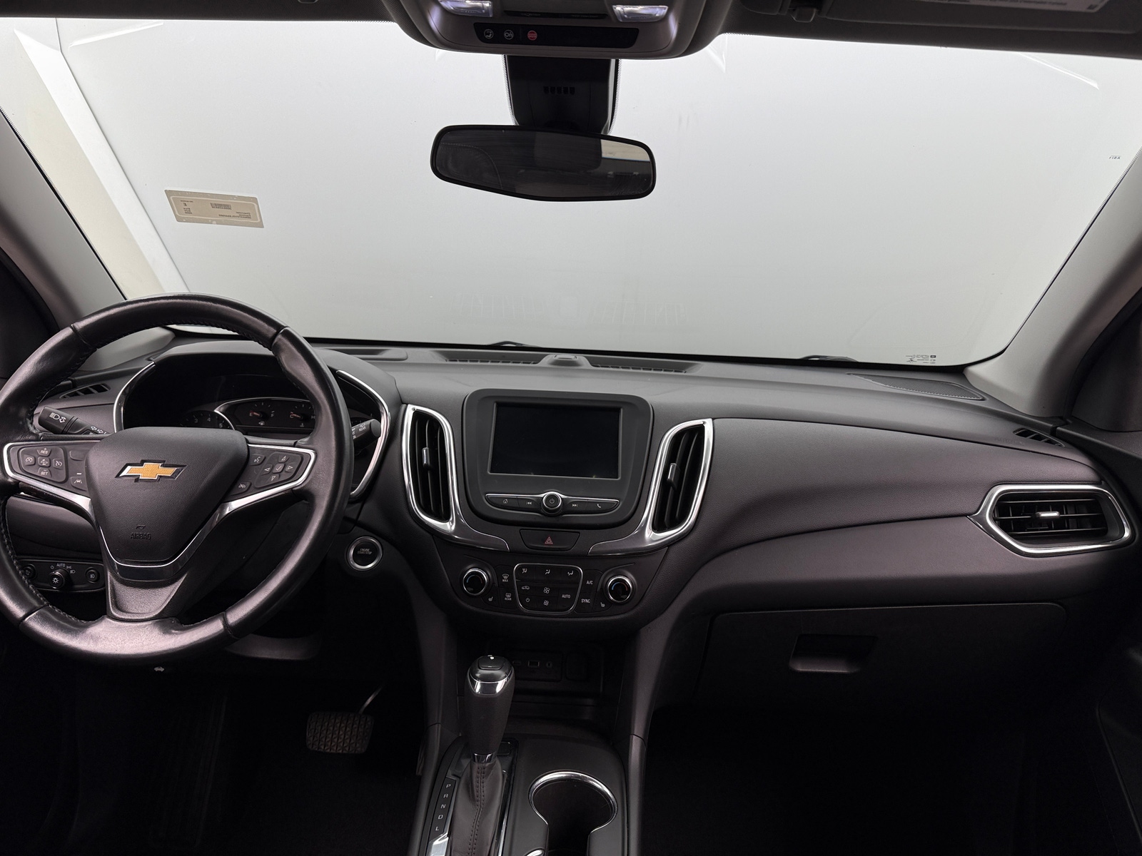 Thumbnail: 2020 Chevrolet Equinox - 3