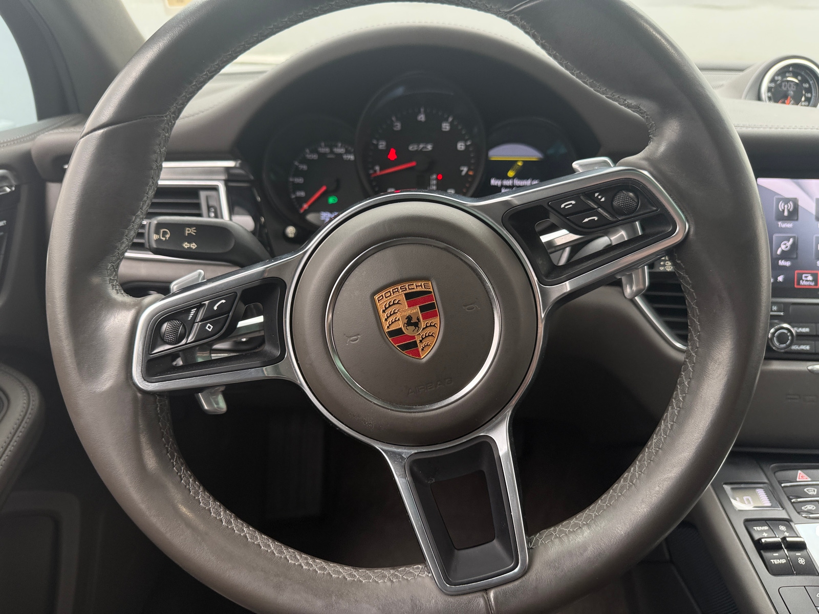 Thumbnail: 2018 Porsche Macan - 5
