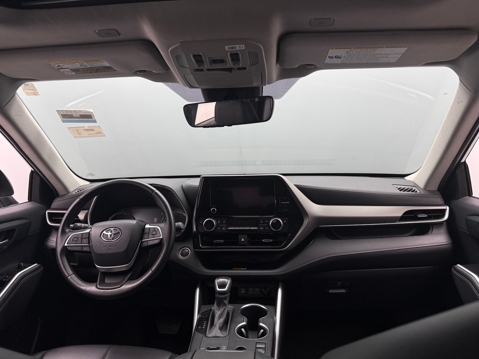Thumbnail: 2024 Toyota Highlander - 3