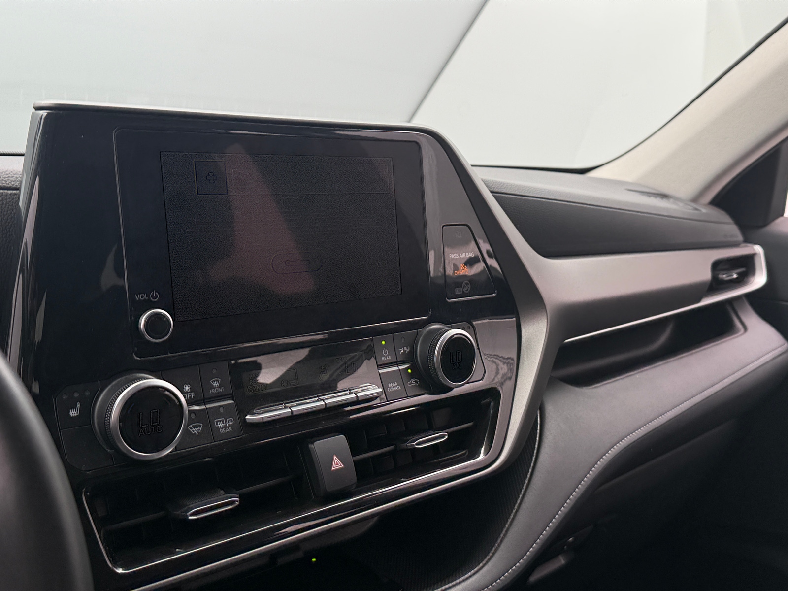 Thumbnail: 2024 Toyota Highlander - 4