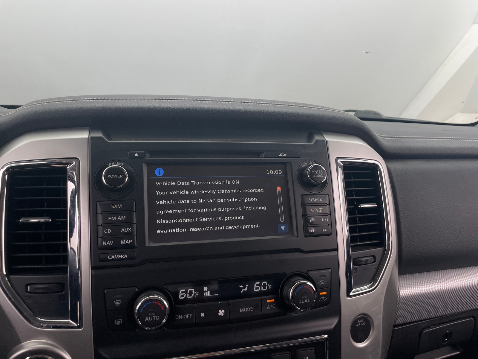 Thumbnail: 2018 Nissan Titan - 3