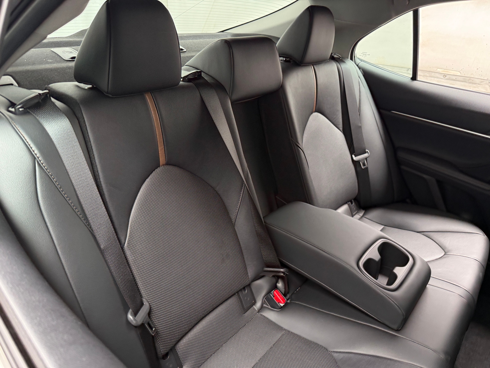 Thumbnail: 2020 Toyota Camry - 5