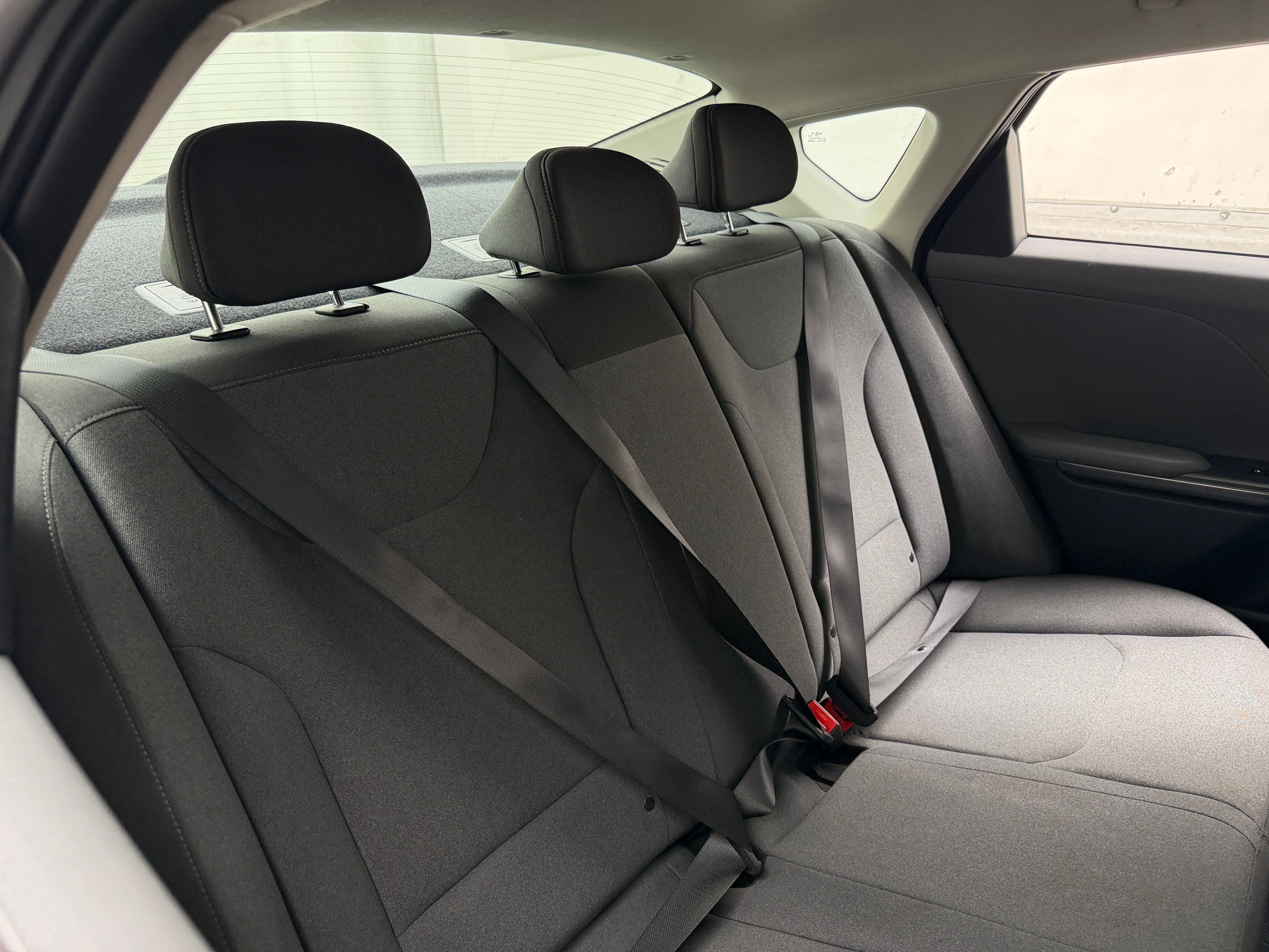 2025 Kia K4 LXS - Photo 3