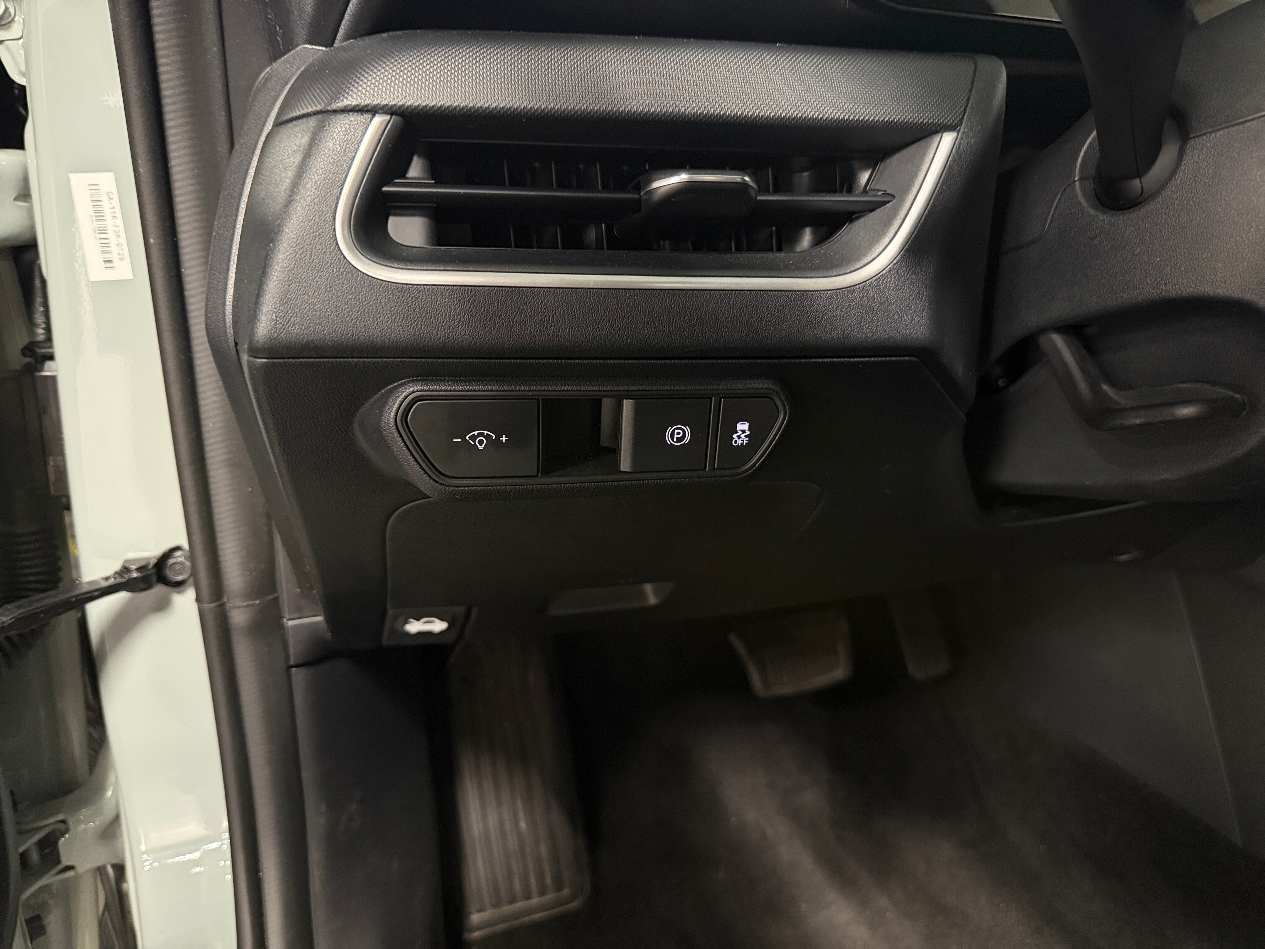 2025 Kia K4 LXS - Photo 6