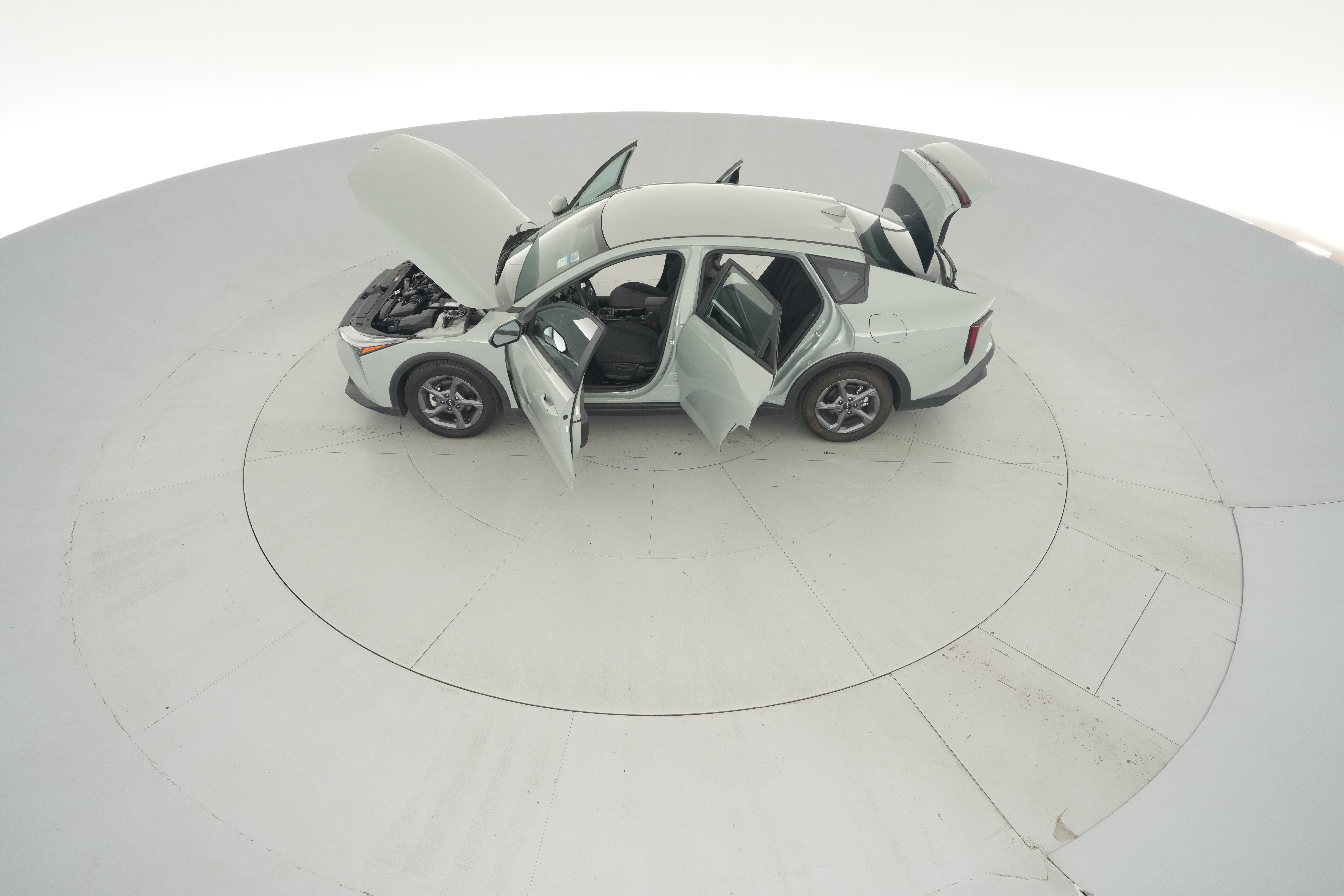 2025 Kia K4 LXS - Photo 43